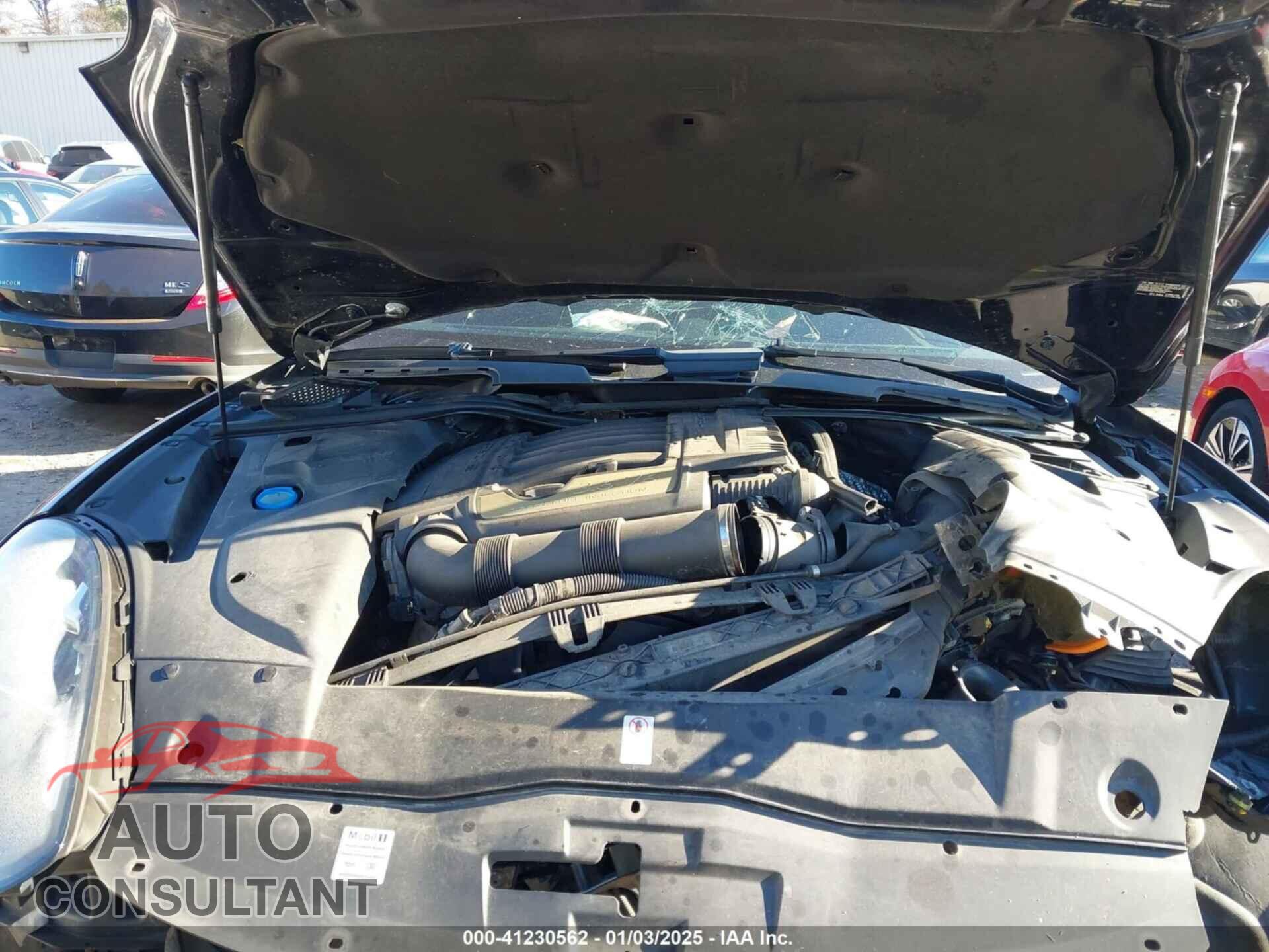 PORSCHE CAYENNE 2017 - WP1AA2A27HKA87374