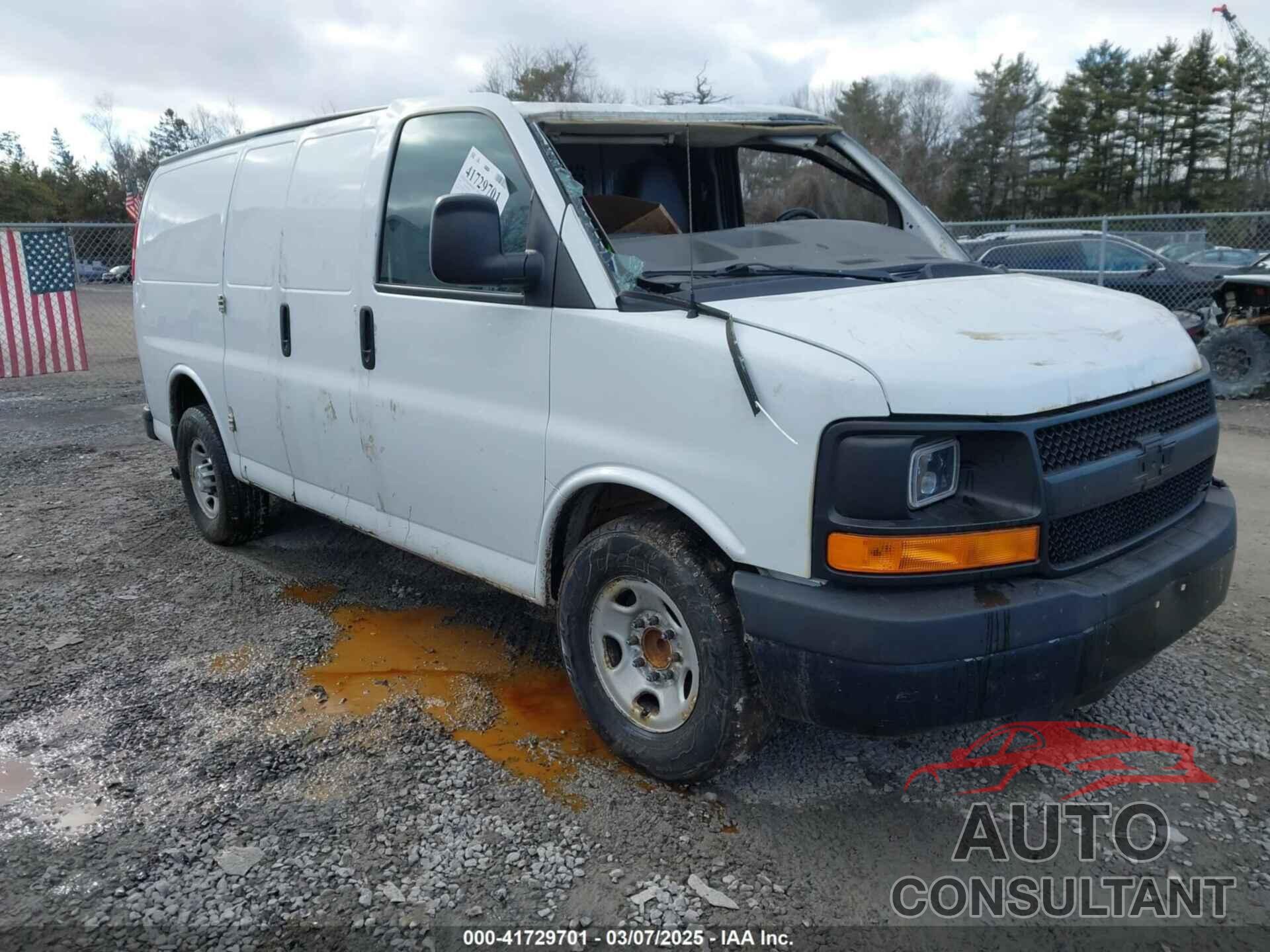 CHEVROLET EXPRESS 2500 2015 - 1GCWGFCF0F1131229