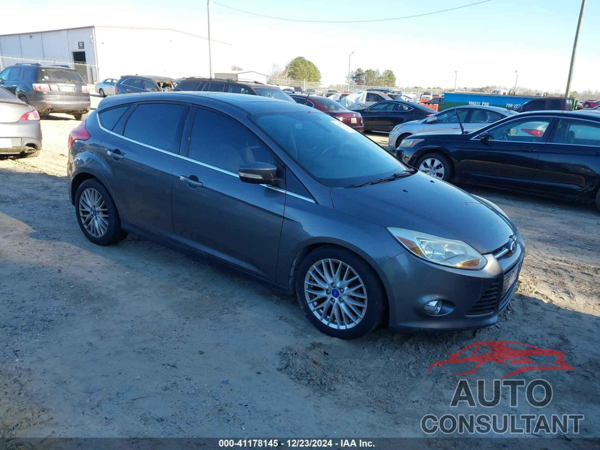 FORD FOCUS 2012 - 1FAHP3M28CL282036