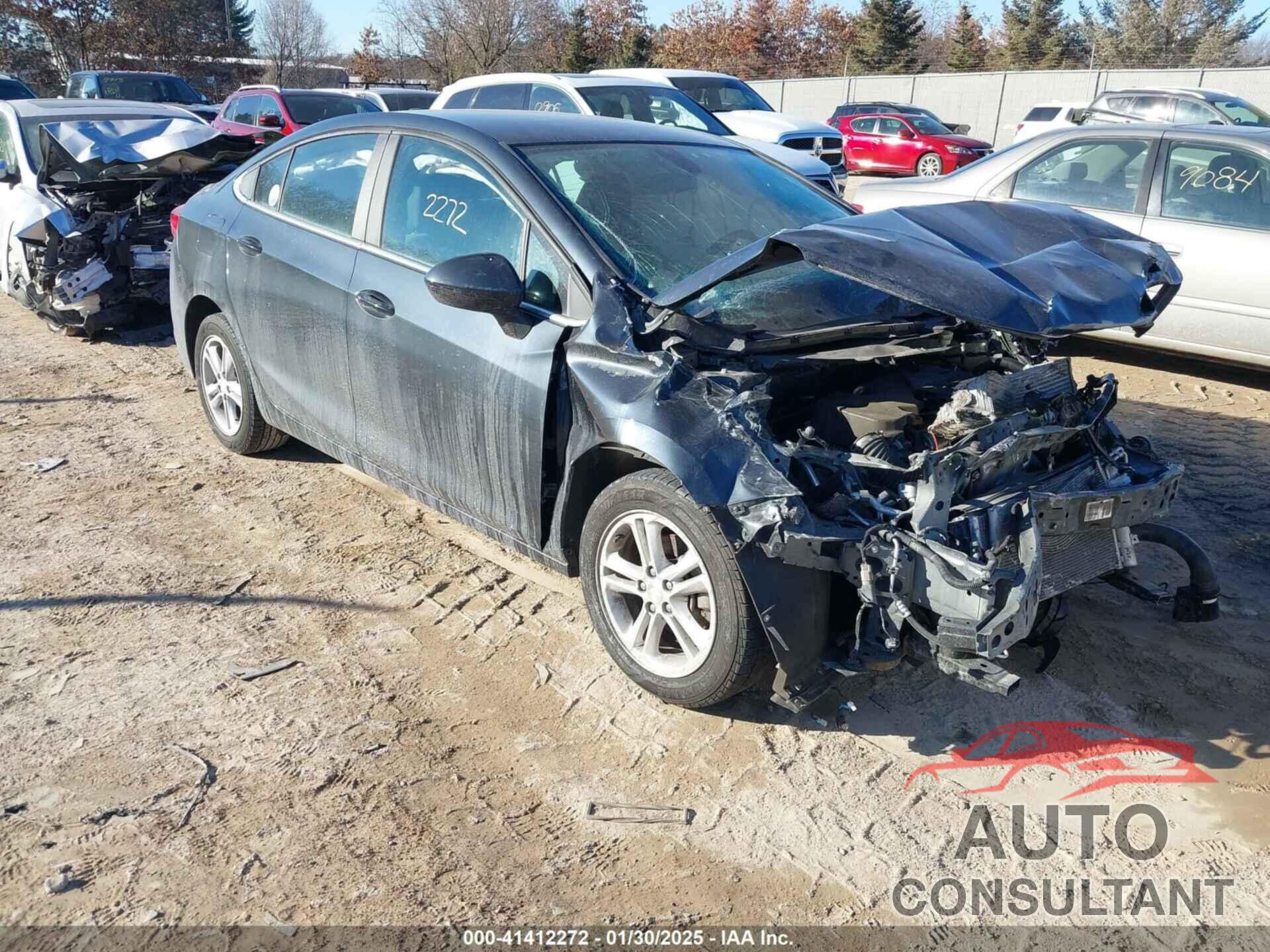 CHEVROLET CRUZE 2017 - 1G1BE5SM7H7156345