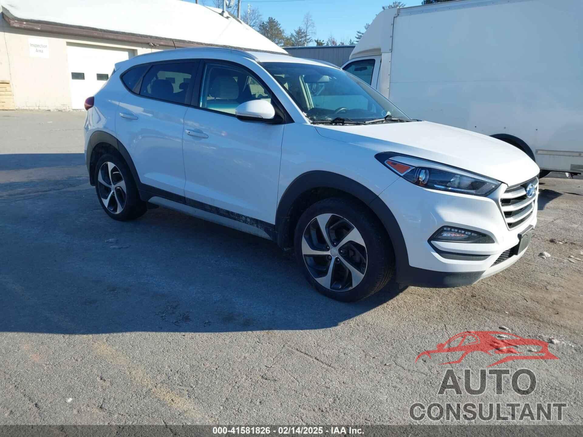 HYUNDAI TUCSON 2017 - KM8J3CA23HU595648