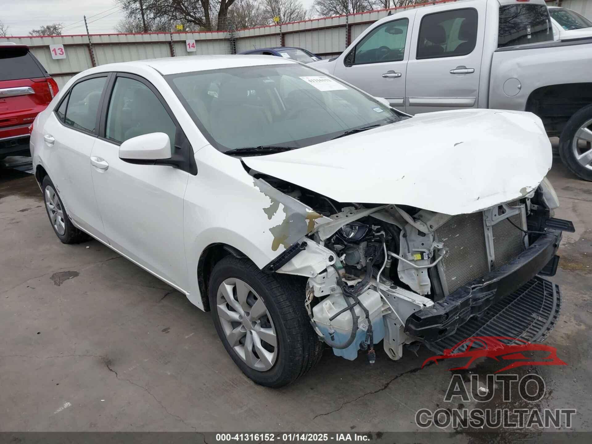 TOYOTA COROLLA 2015 - 5YFBURHE5FP252875