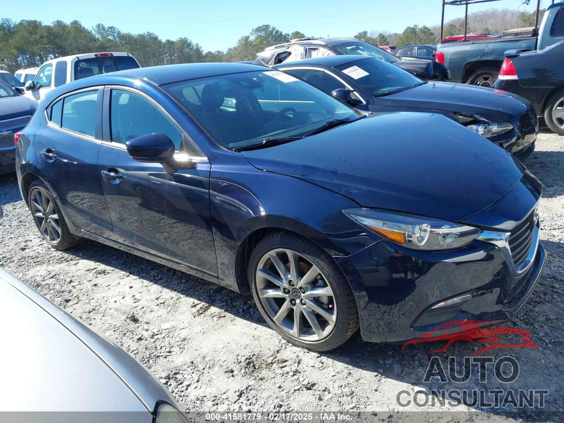 MAZDA MAZDA3 2018 - 3MZBN1L36JM265183