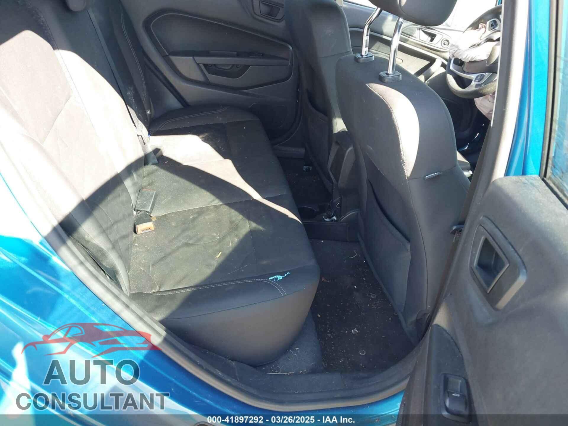 FORD FIESTA 2017 - 3FADP4EJ1HM121592