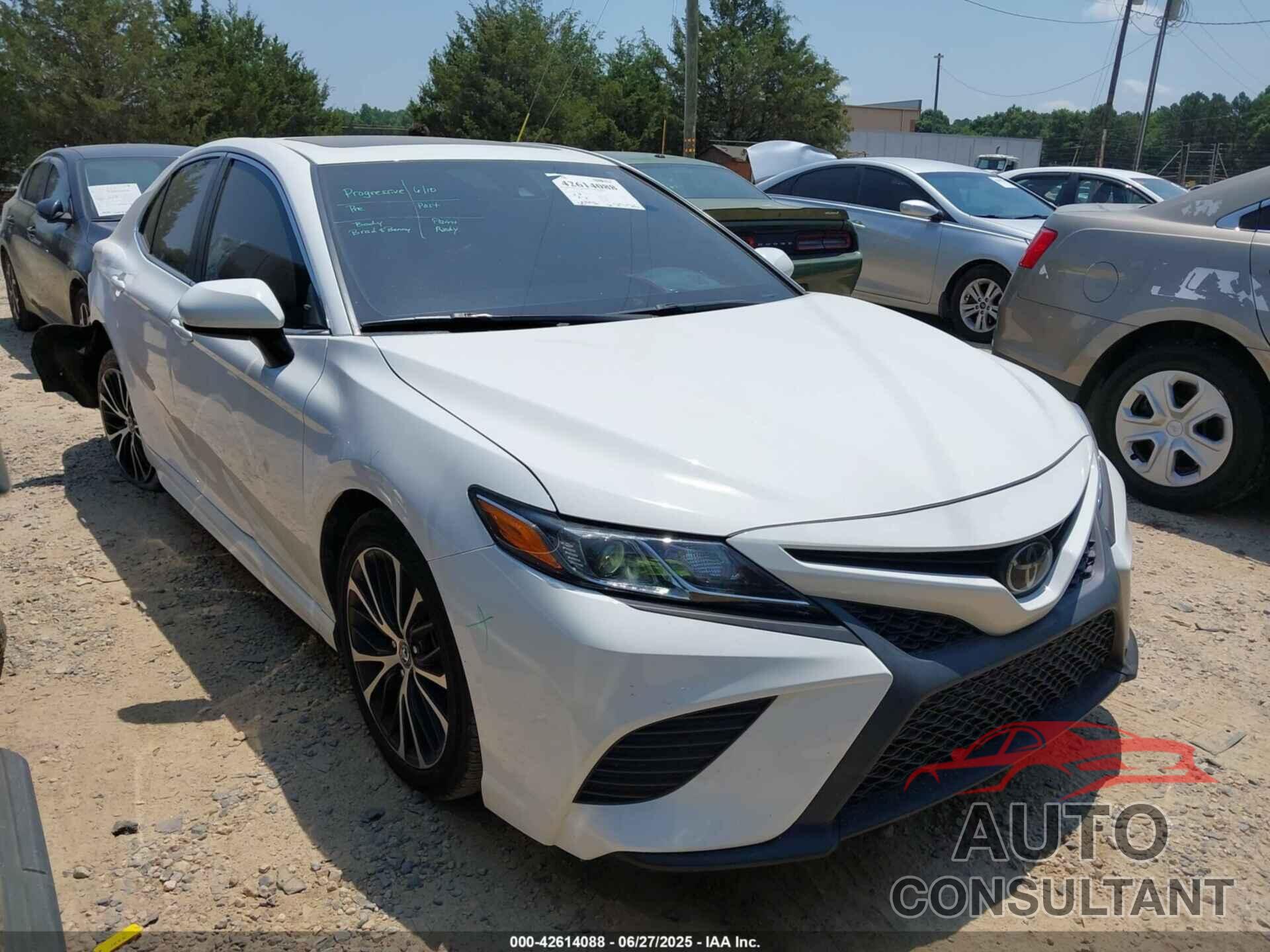 TOYOTA CAMRY 2019 - 4T1B11HK4KU798267