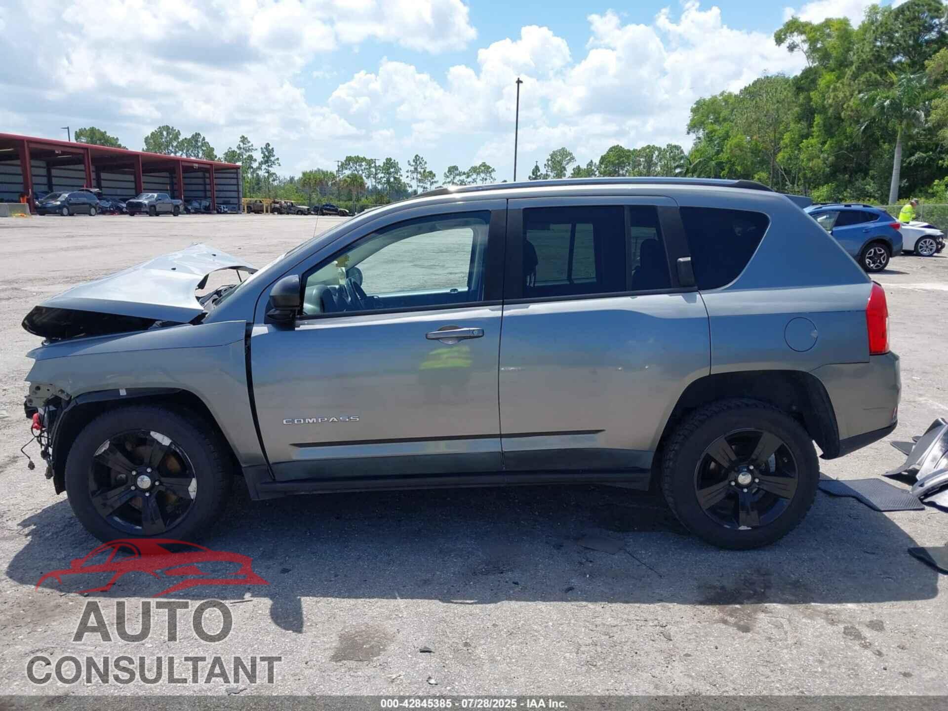 JEEP COMPASS 2011 - 1J4NF1FB5BD282970