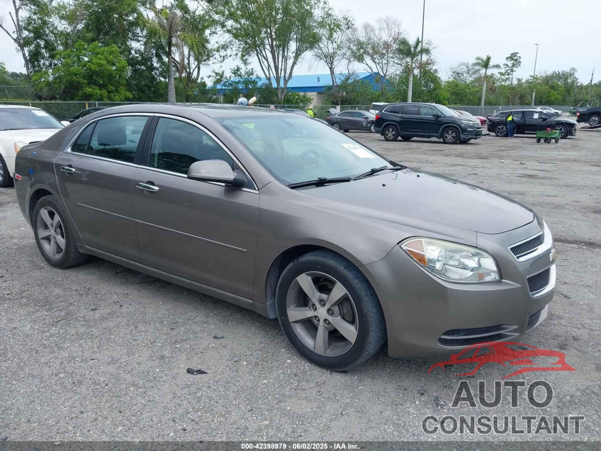 CHEVROLET MALIBU 2012 - 1G1ZC5E02CF197848