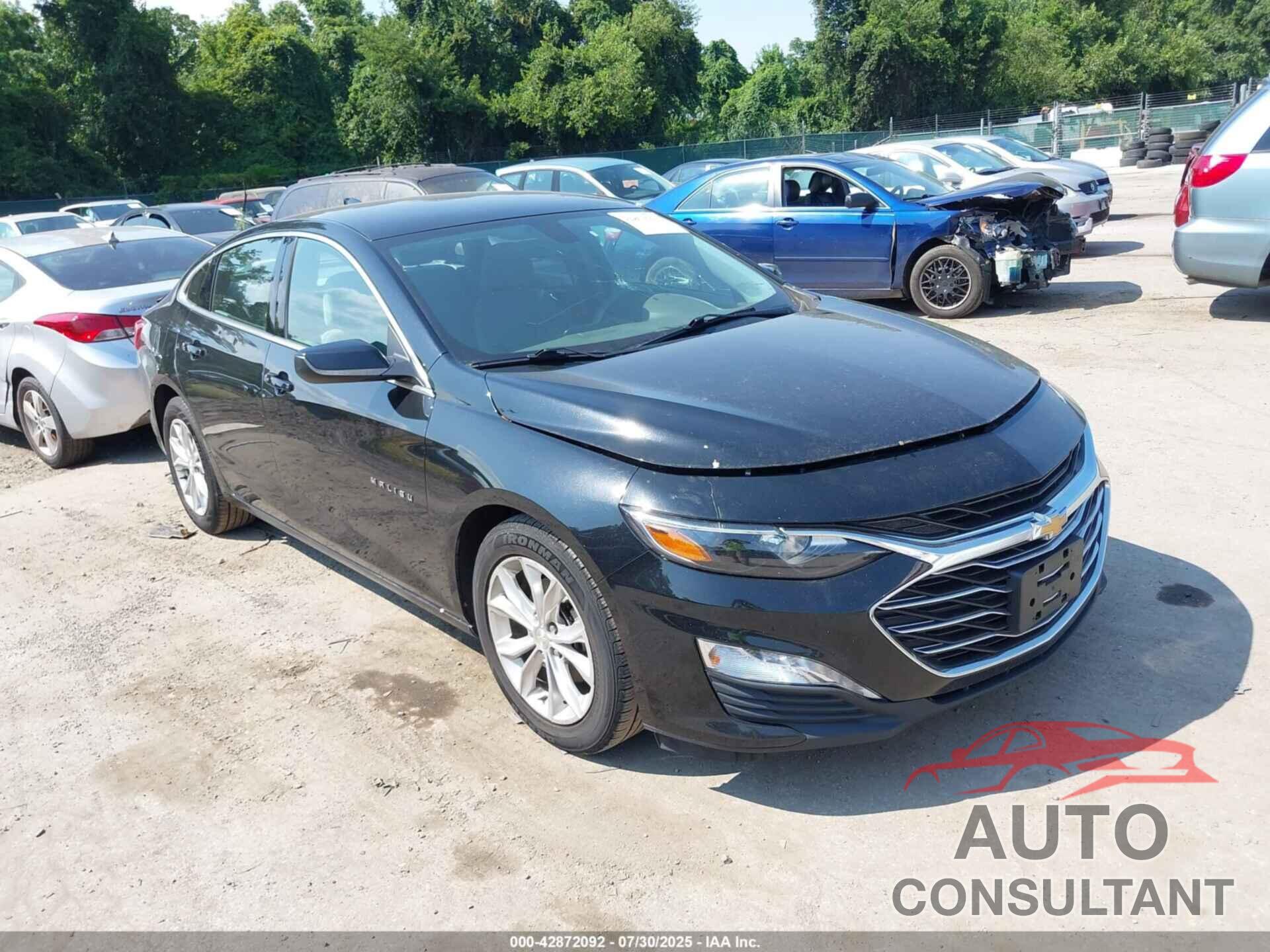 CHEVROLET MALIBU 2021 - 1G1ZD5ST2MF015899