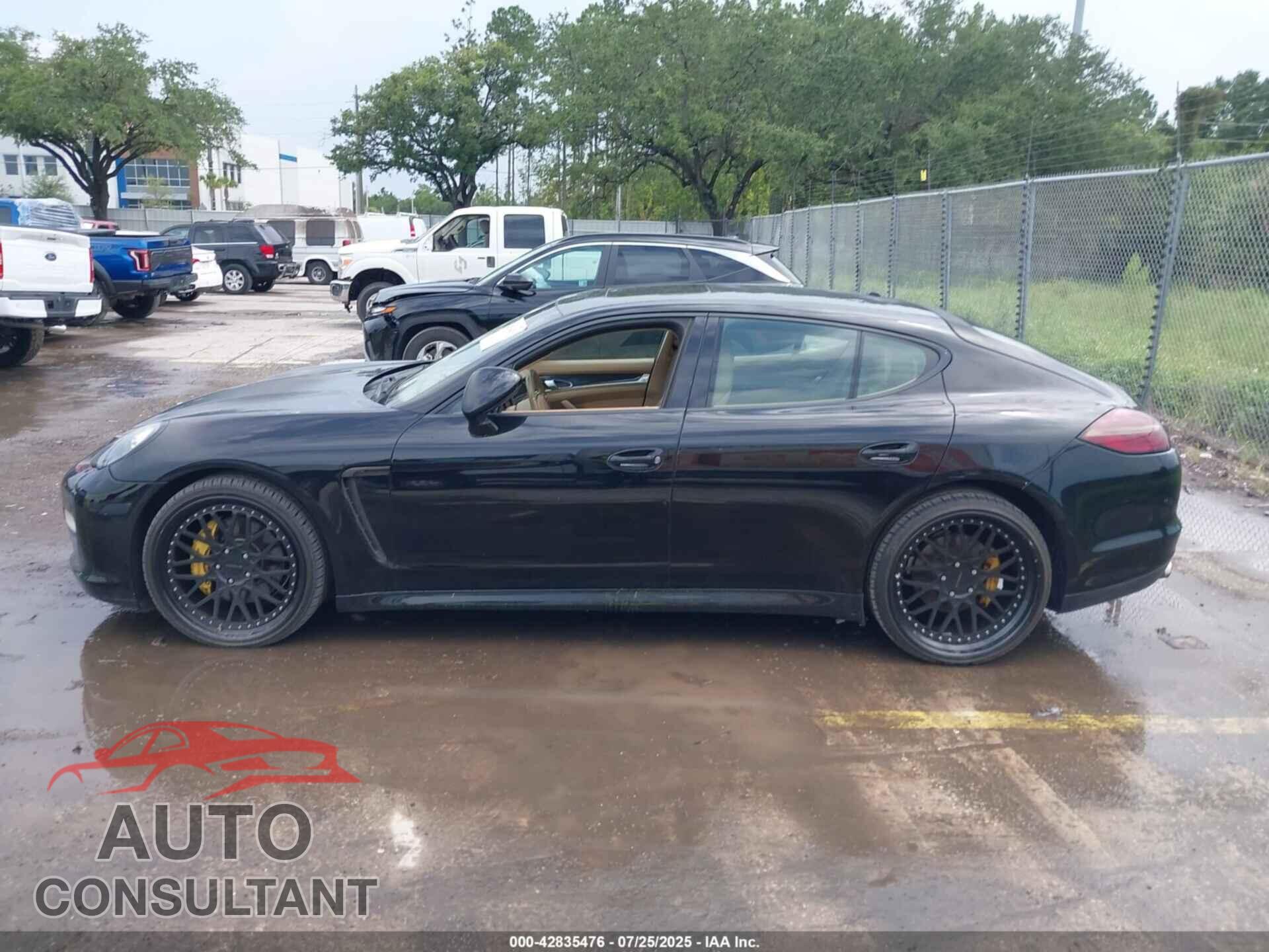 PORSCHE PANAMERA 2011 - WP0AA2A70BL010697