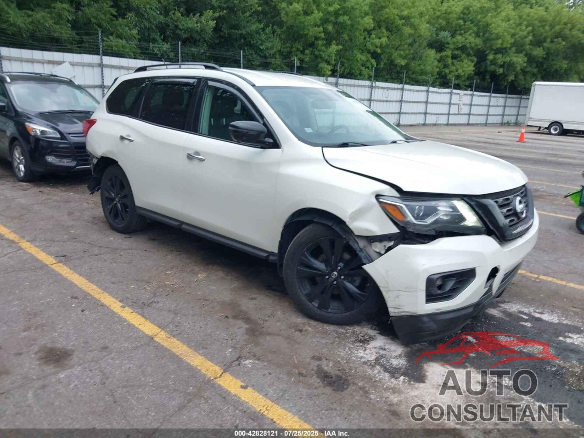 NISSAN PATHFINDER 2018 - 5N1DR2MM4JC641258