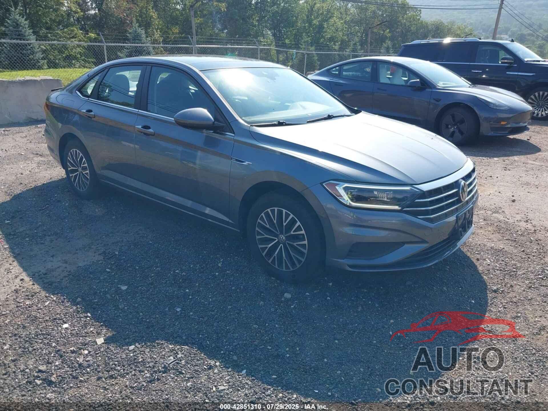 VOLKSWAGEN JETTA 2019 - 3VWE57BU8KM028948