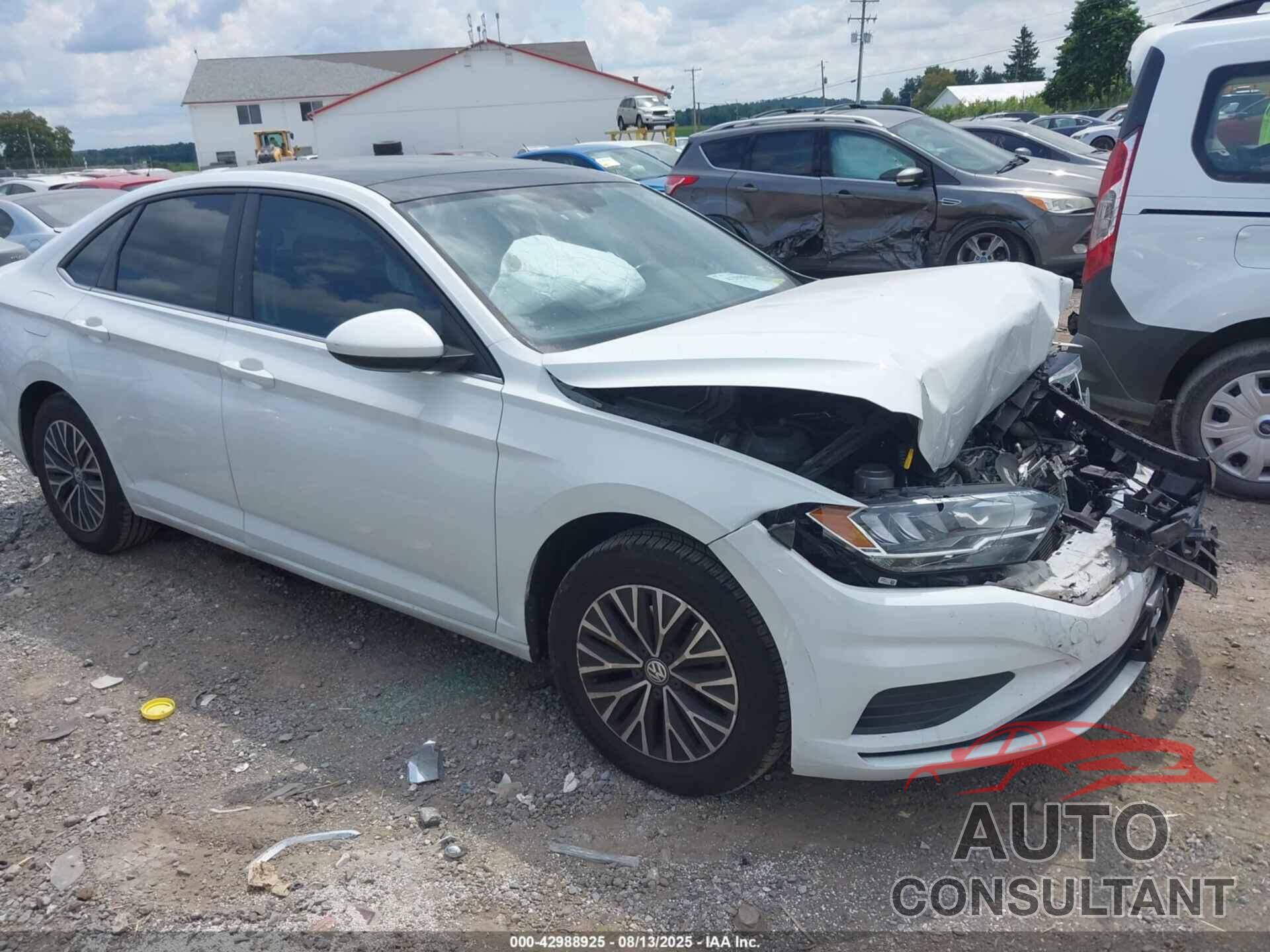 VOLKSWAGEN JETTA 2019 - 3VWC57BU8KM177562