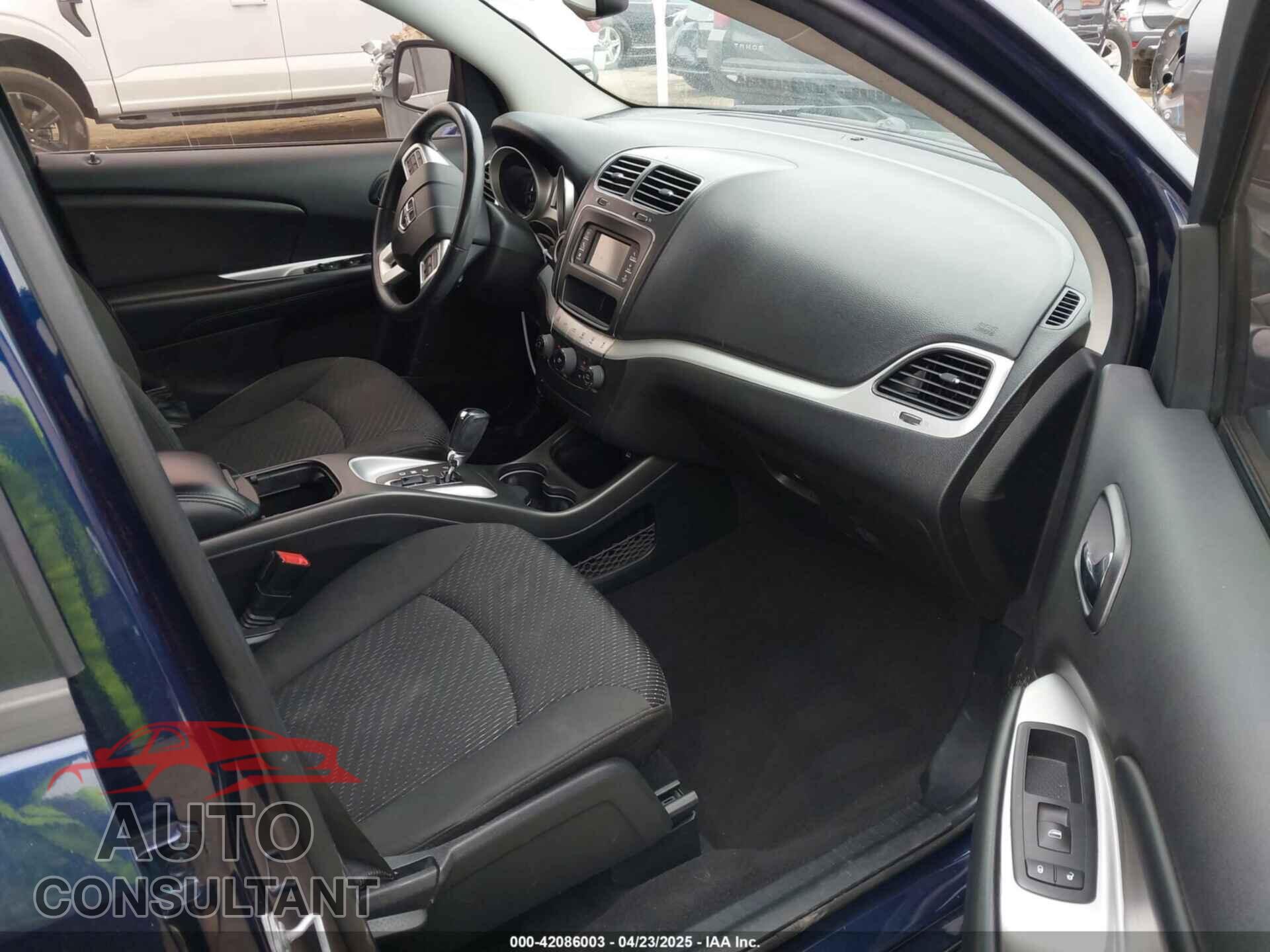 DODGE JOURNEY 2017 - 3C4PDCBB4HT577082