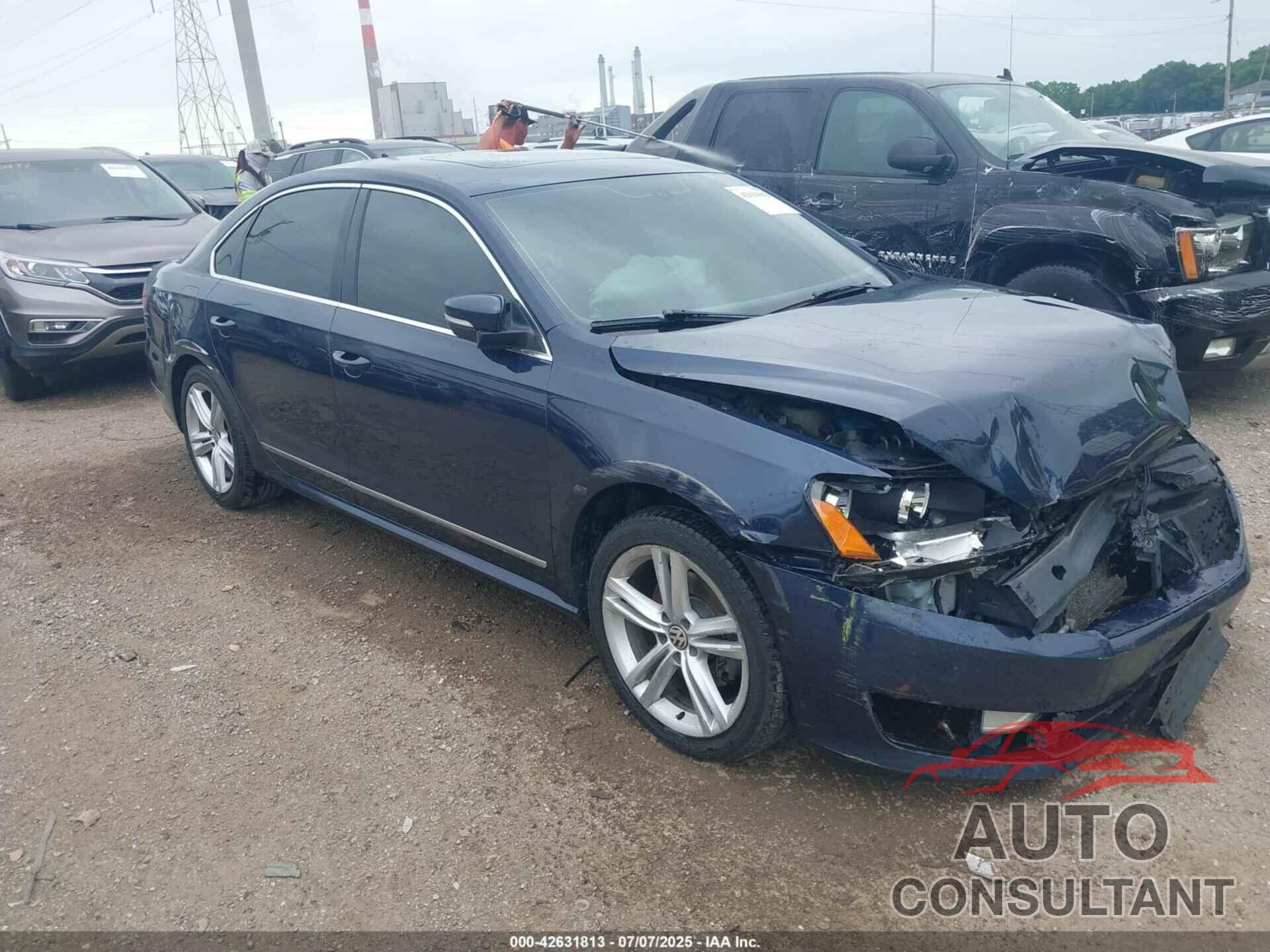 VOLKSWAGEN PASSAT 2015 - 1VWCV7A39FC060928