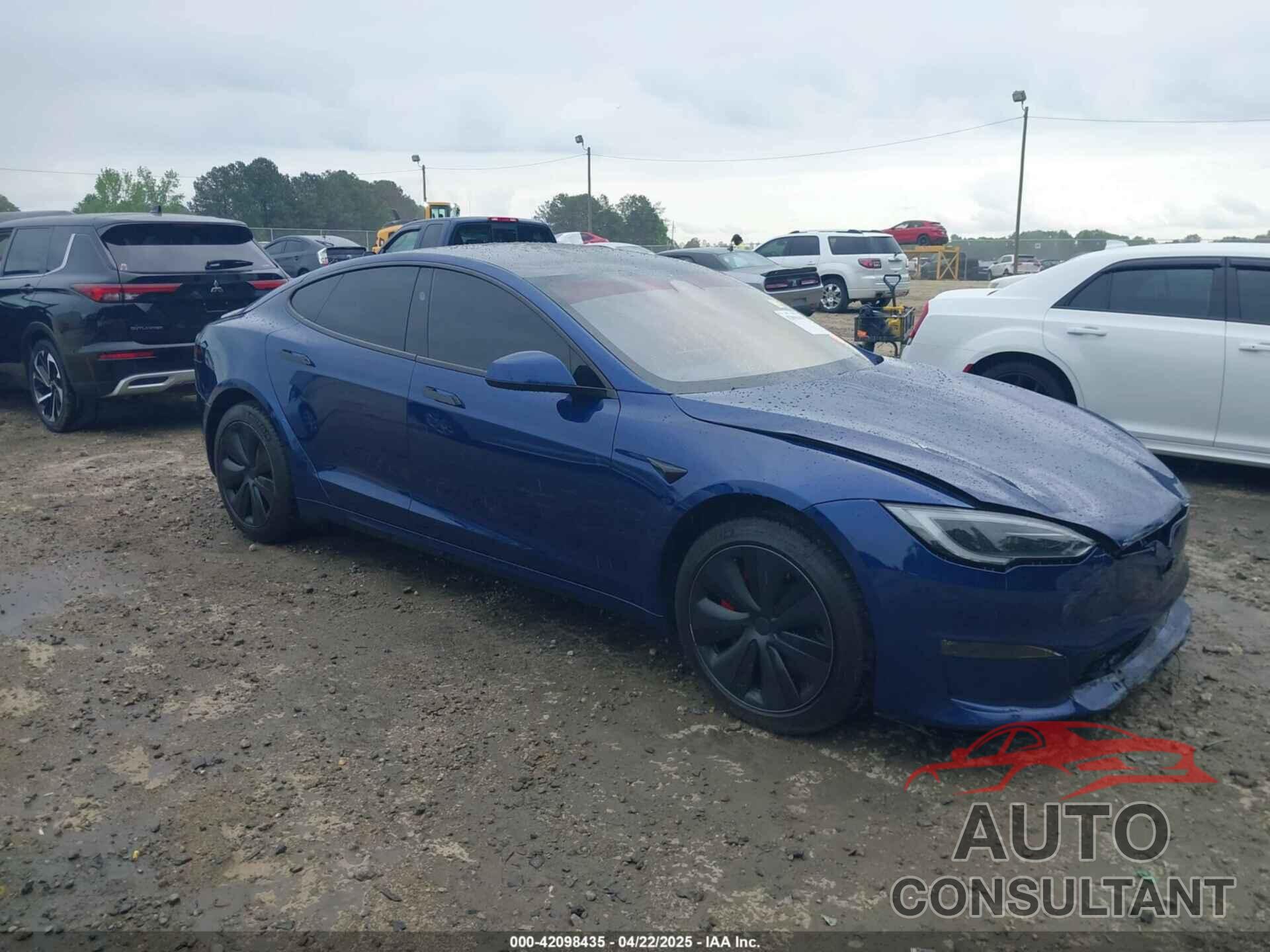 TESLA MODEL S 2023 - 5YJSA1E64PF525308