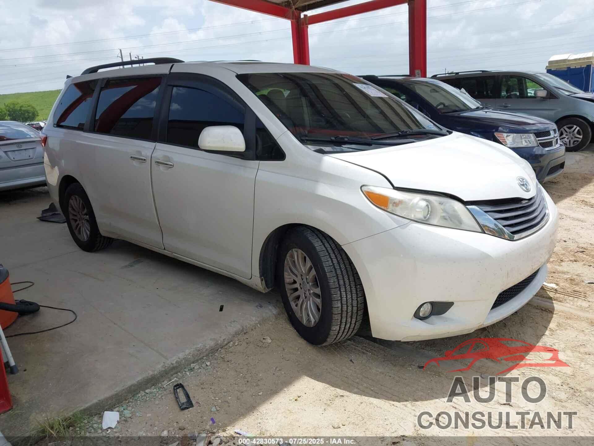 TOYOTA SIENNA 2017 - 5TDYZ3DC7HS876605