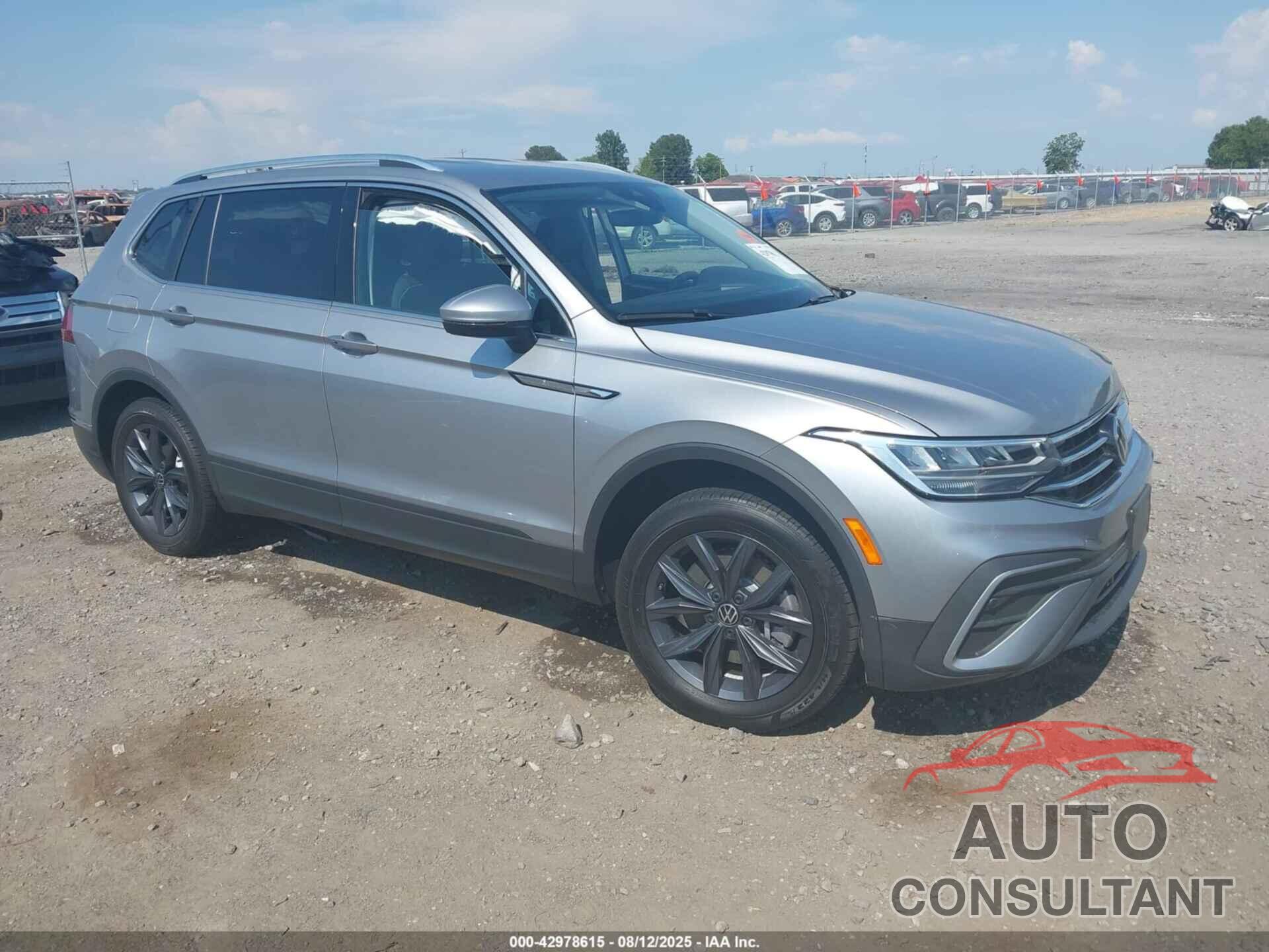 VOLKSWAGEN TIGUAN 2023 - 3VV3B7AX4PM006680