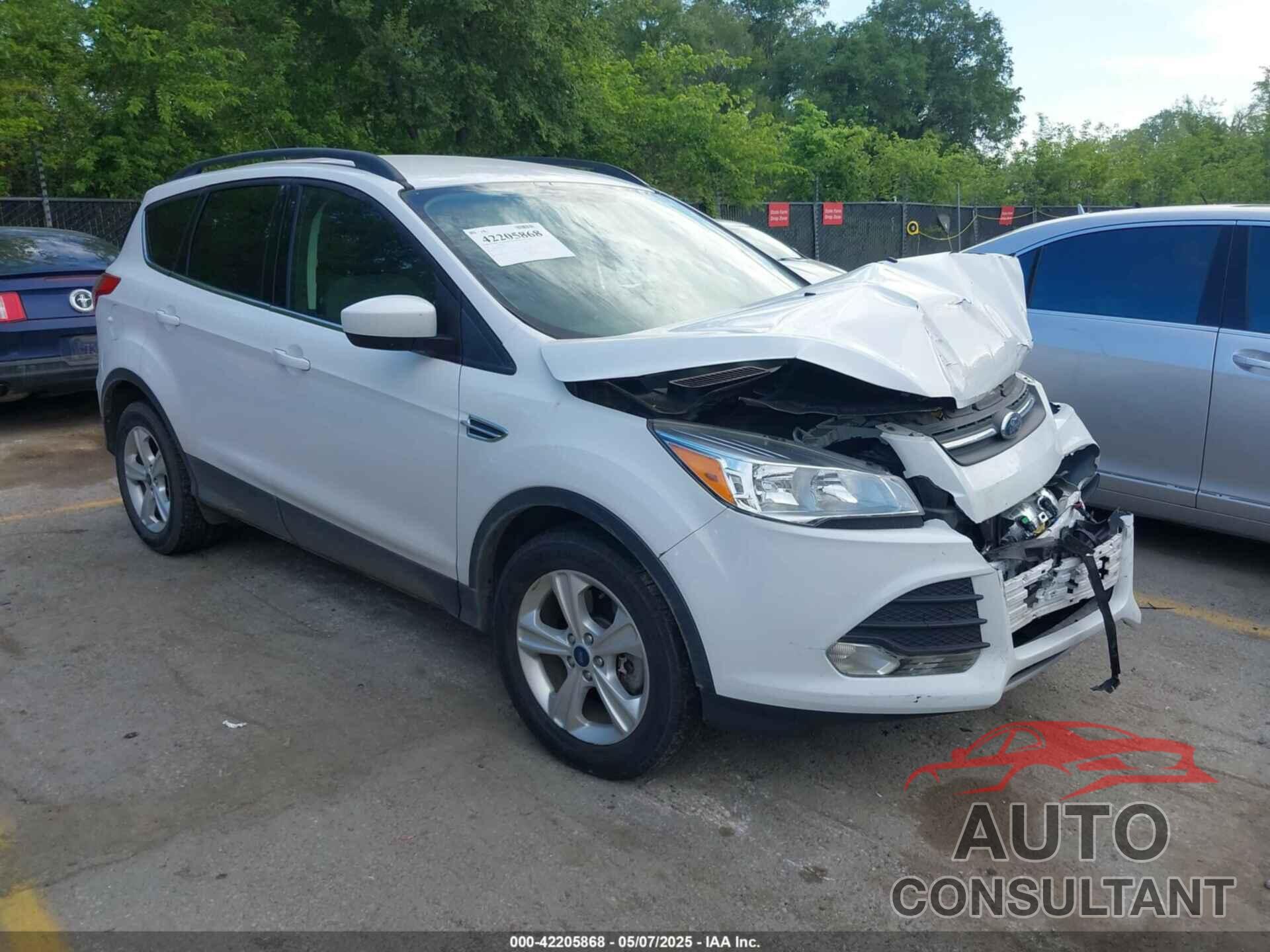 FORD ESCAPE 2015 - 1FMCU9G96FUB09750