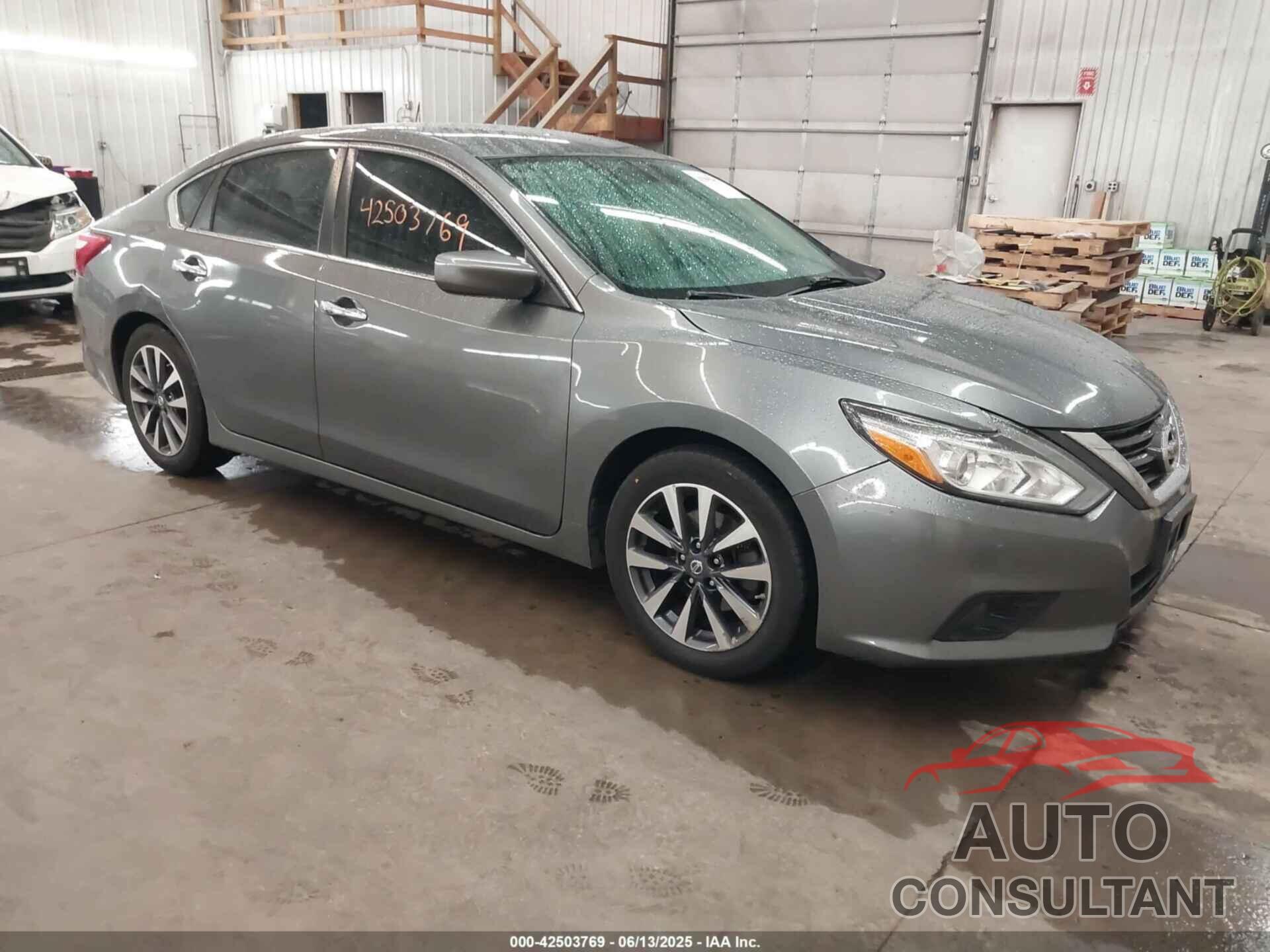 NISSAN ALTIMA 2017 - 1N4AL3AP5HC245501