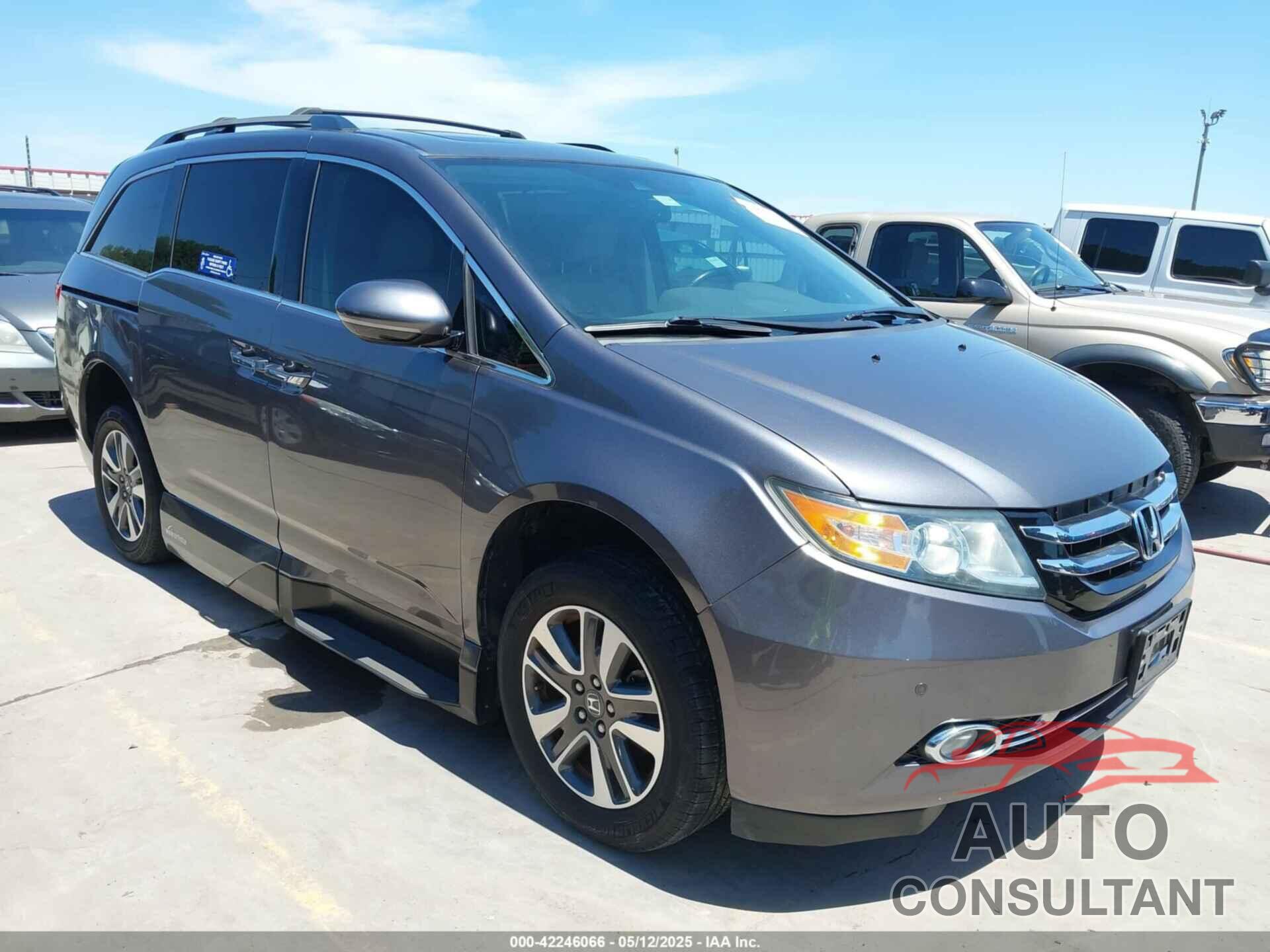 HONDA ODYSSEY 2015 - 5FNRL5H99FB017517