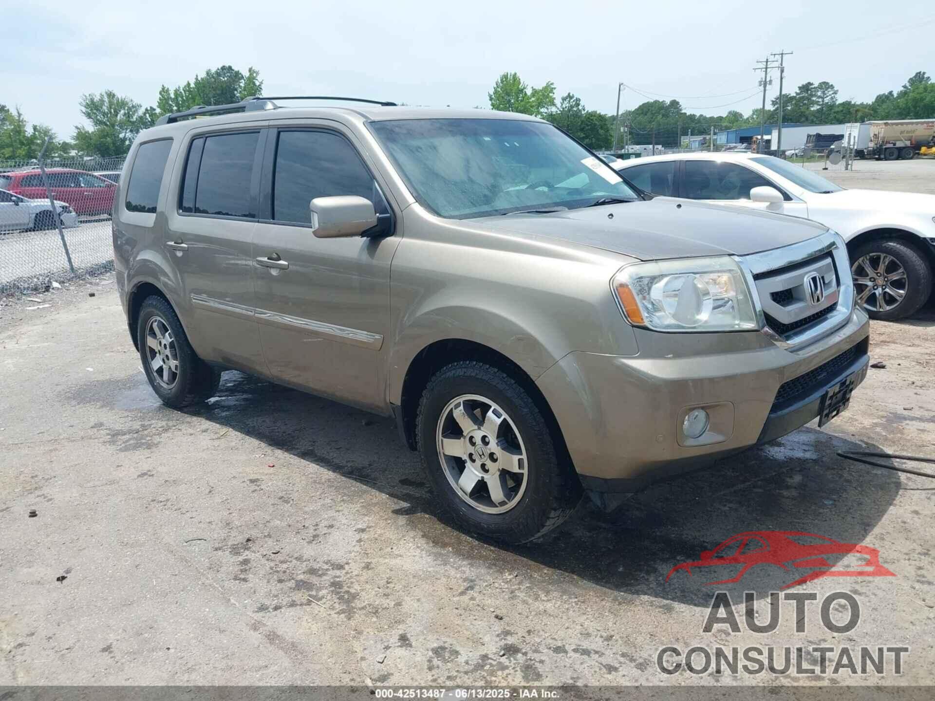 HONDA PILOT 2011 - 5FNYF4H97BB101360