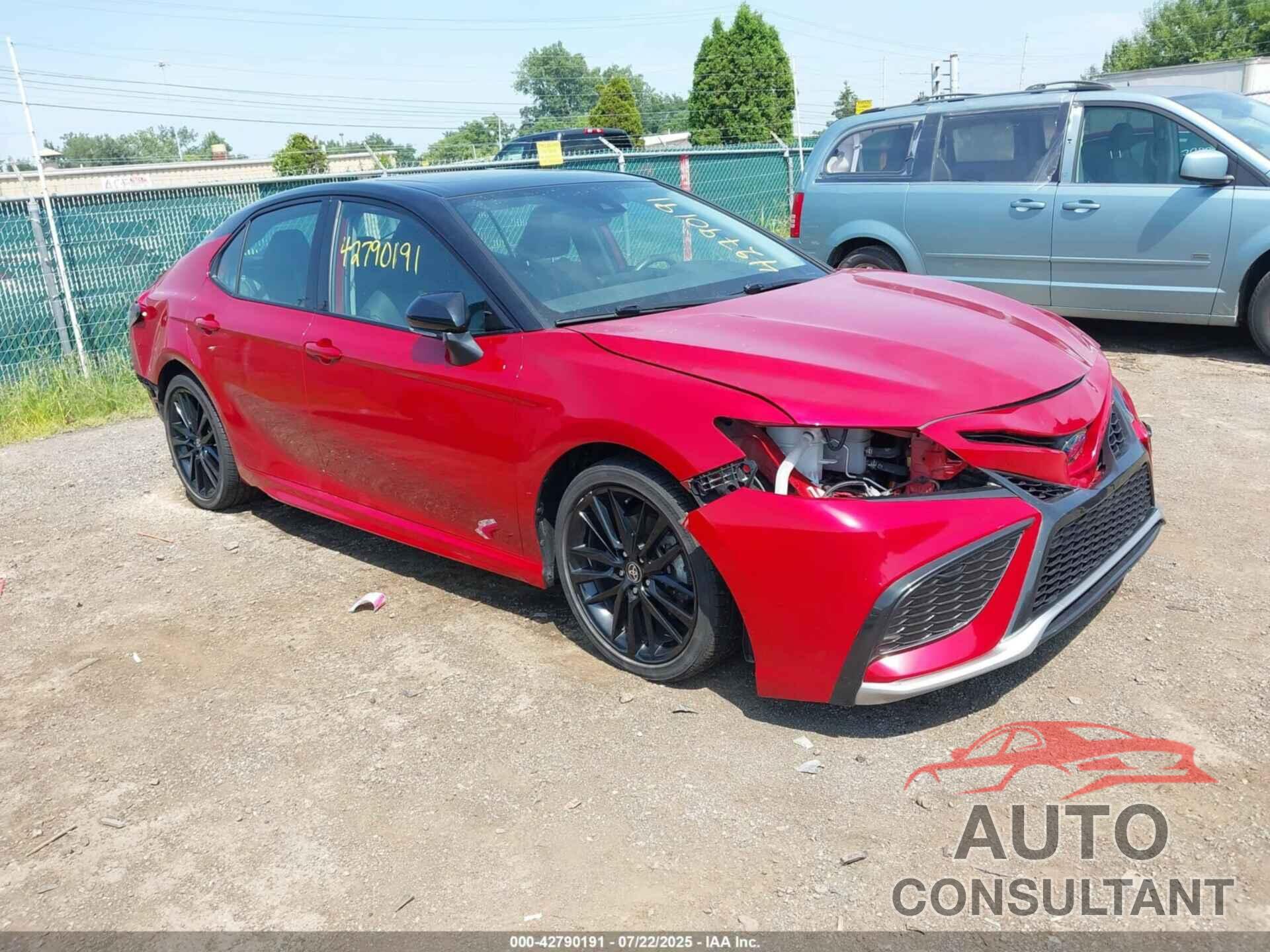 TOYOTA CAMRY 2023 - 4T1K31AK3PU054008