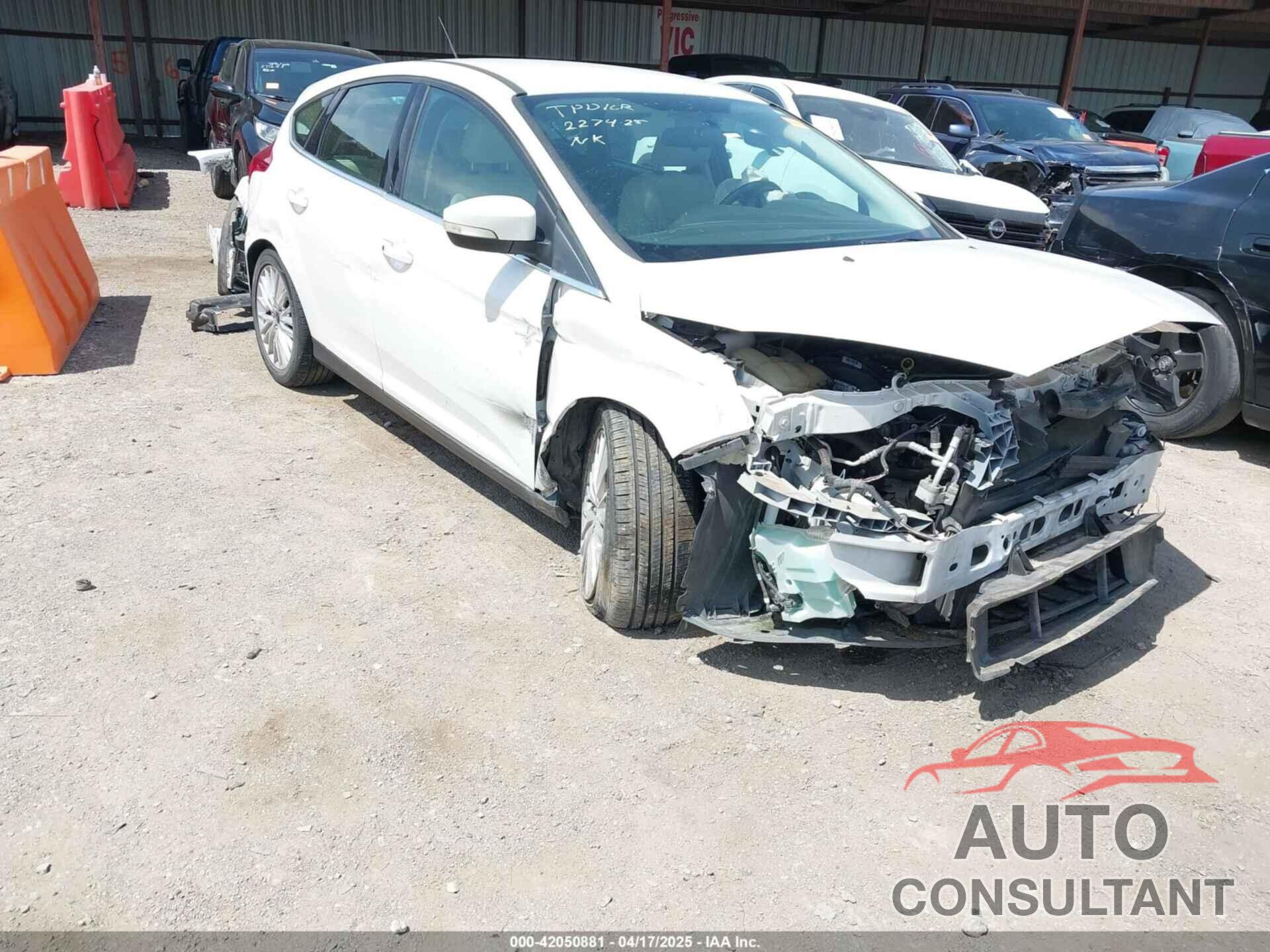 FORD FOCUS 2016 - 1FADP3N28GL222941