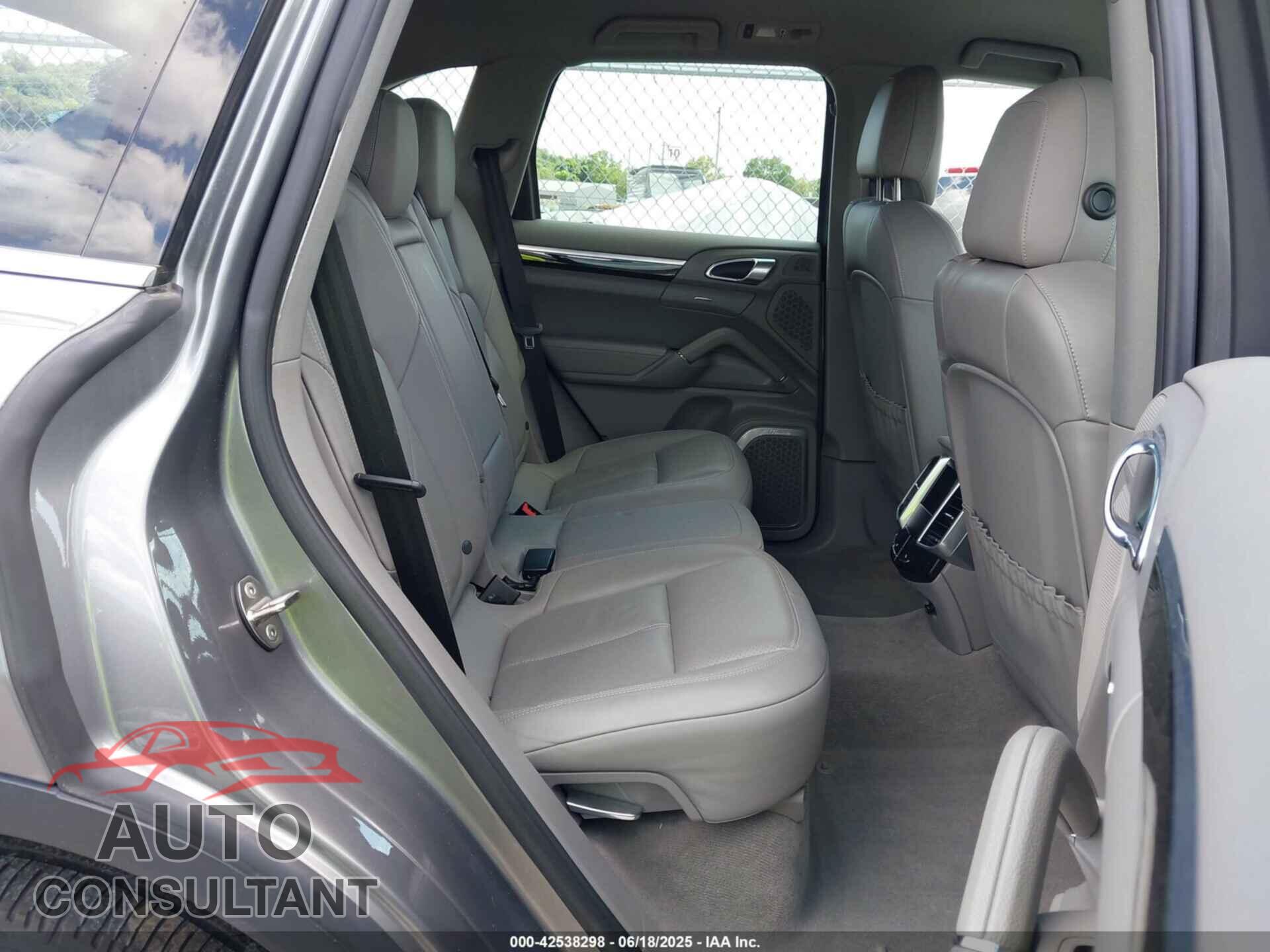 PORSCHE CAYENNE 2014 - WP1AA2A2XELA91523