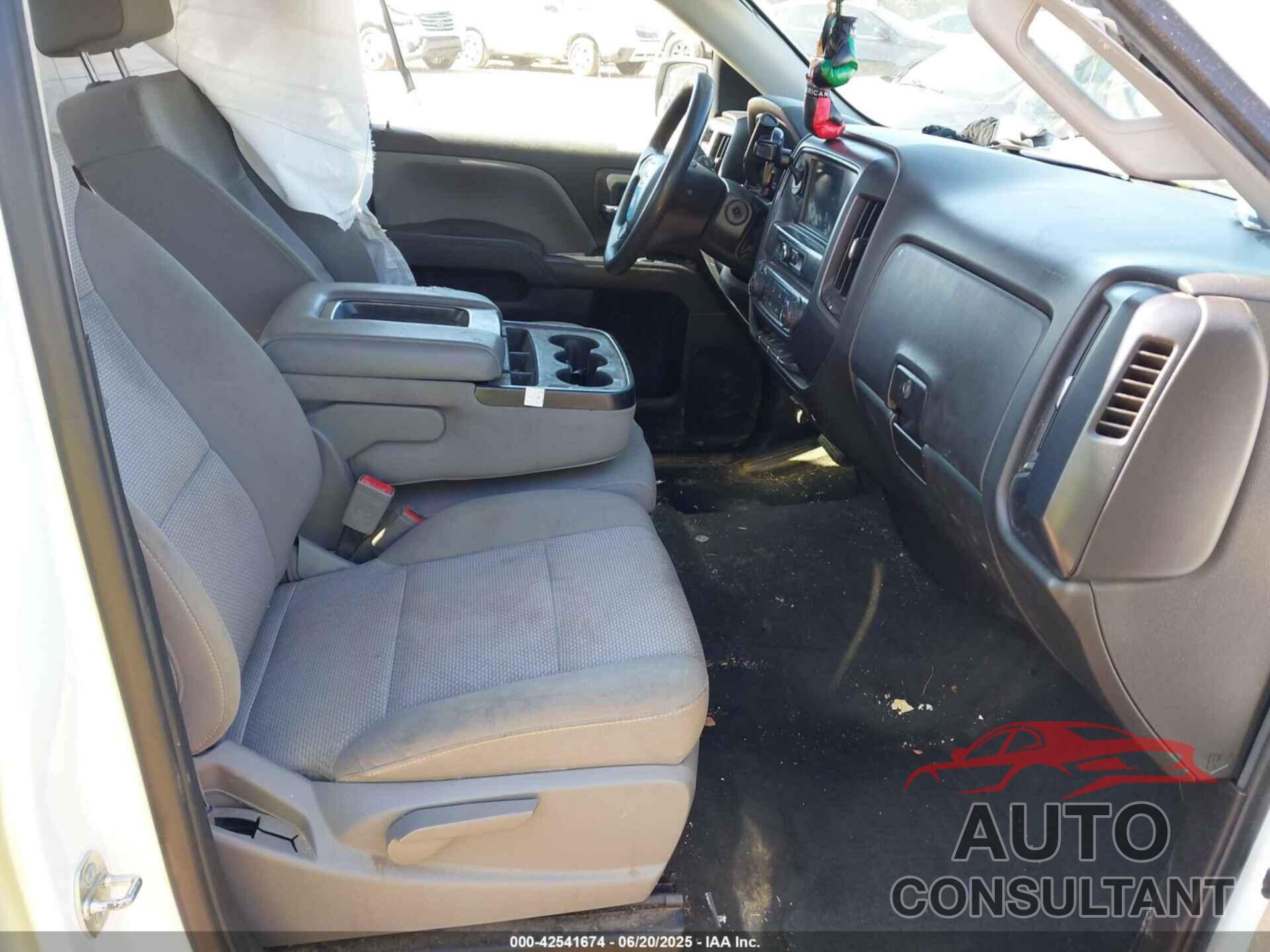 CHEVROLET SILVERADO 1500 2017 - 1GCRCNEH1HZ318906
