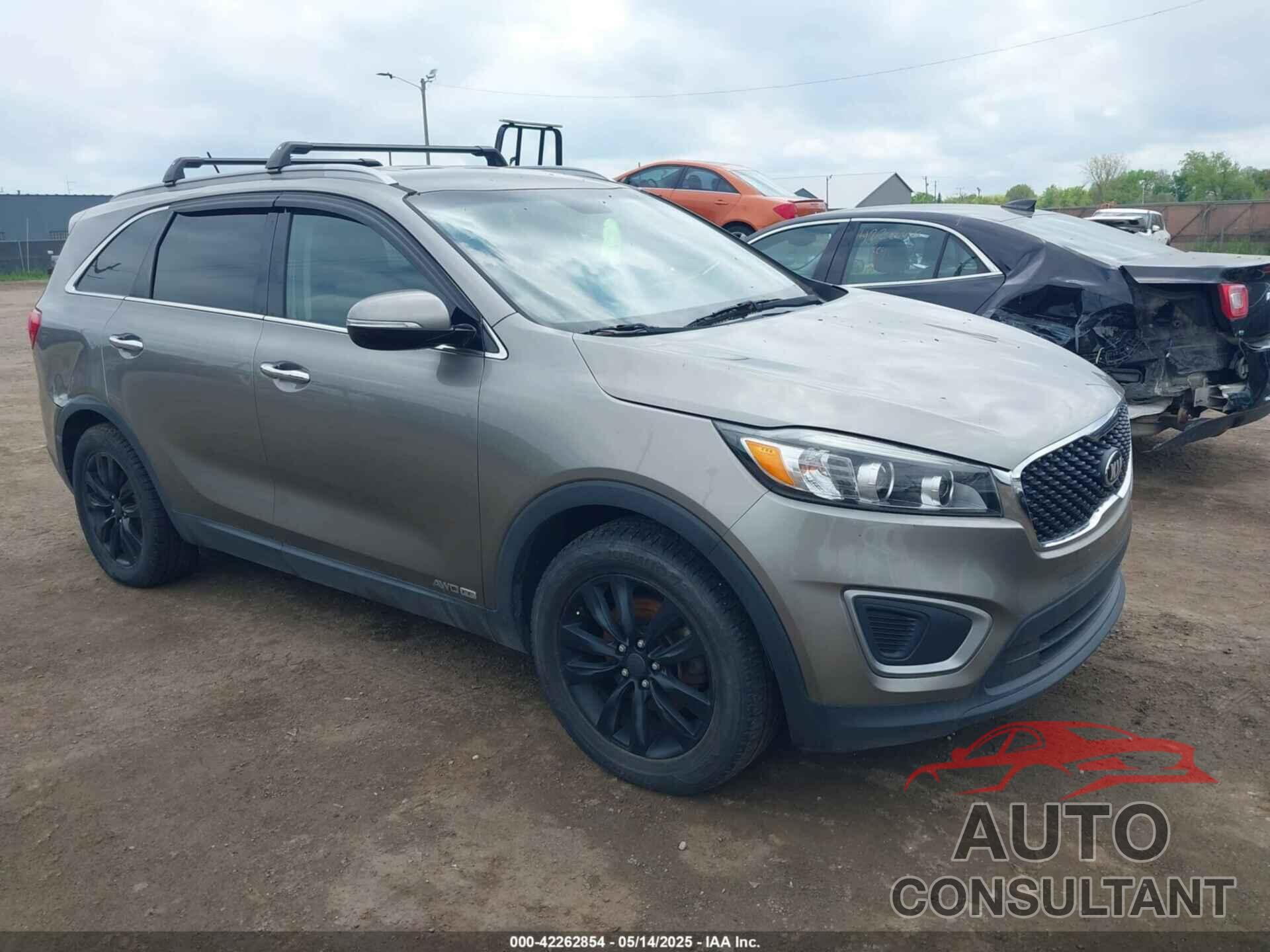 KIA SORENTO 2016 - 5XYPGDA59GG138541