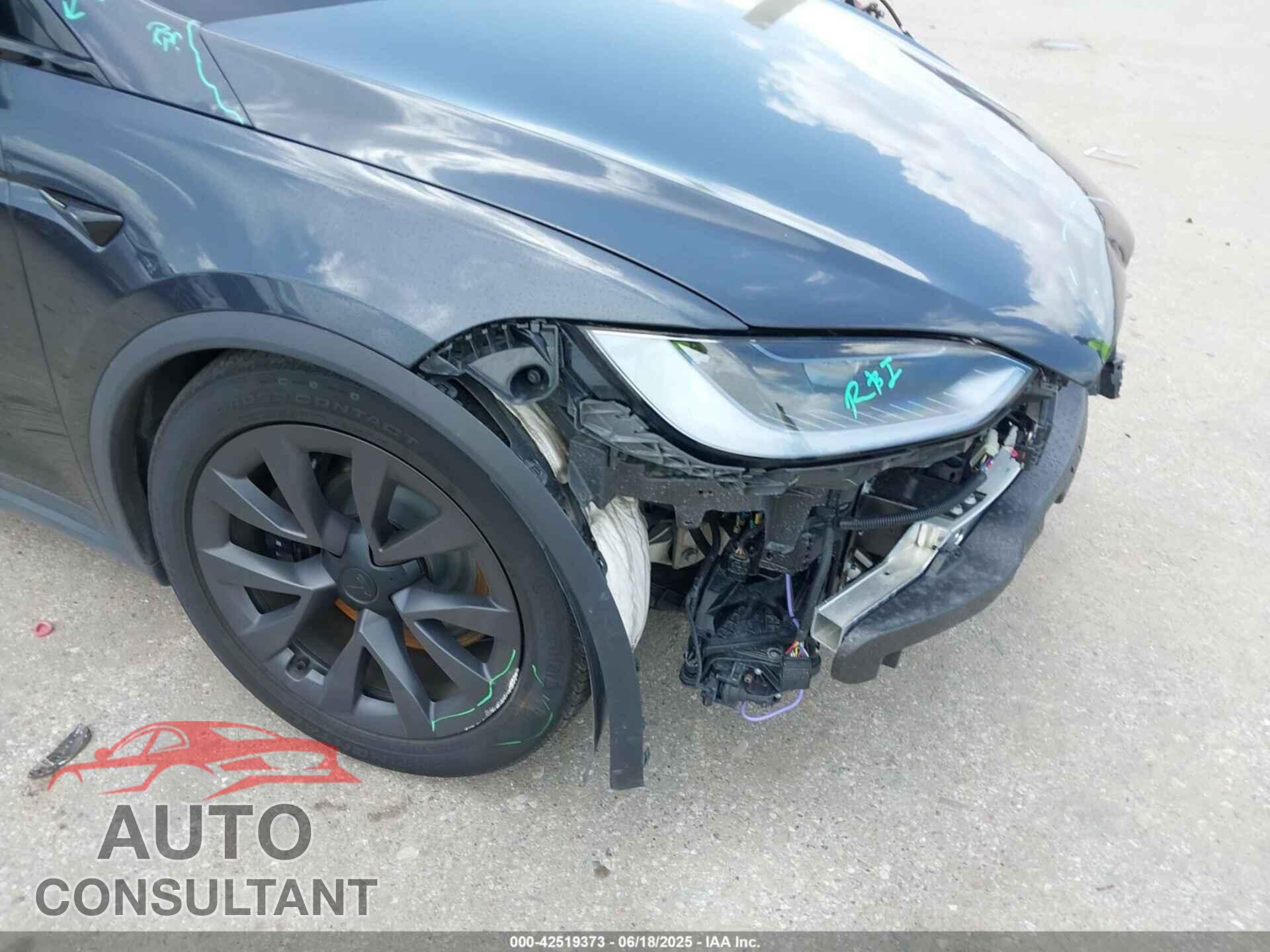 TESLA MODEL X 2024 - 7SAXCDE52RF446170