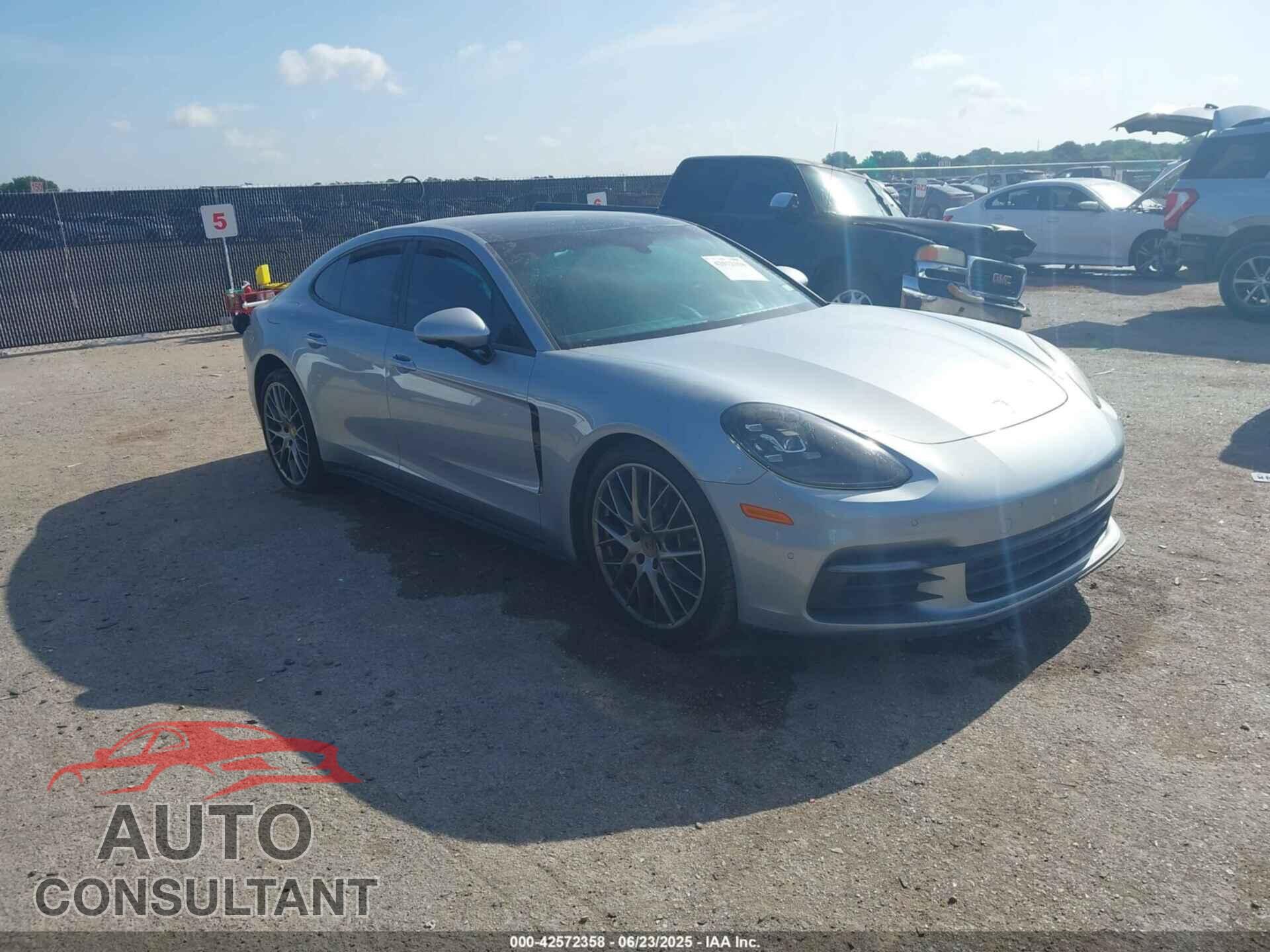 PORSCHE PANAMERA 2019 - WP0AA2A79KL102536