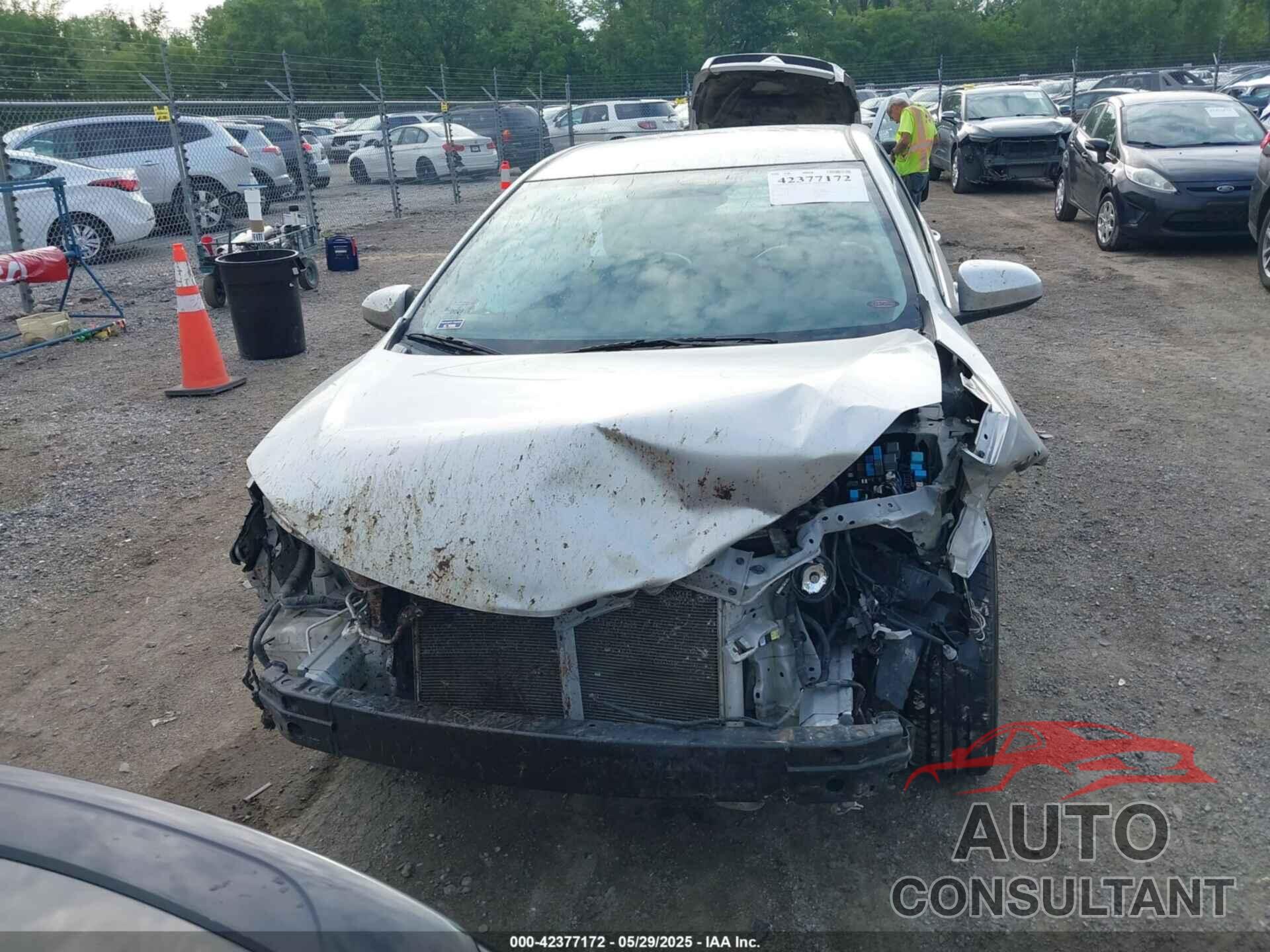 TOYOTA COROLLA 2014 - 2T1BURHE3EC172635