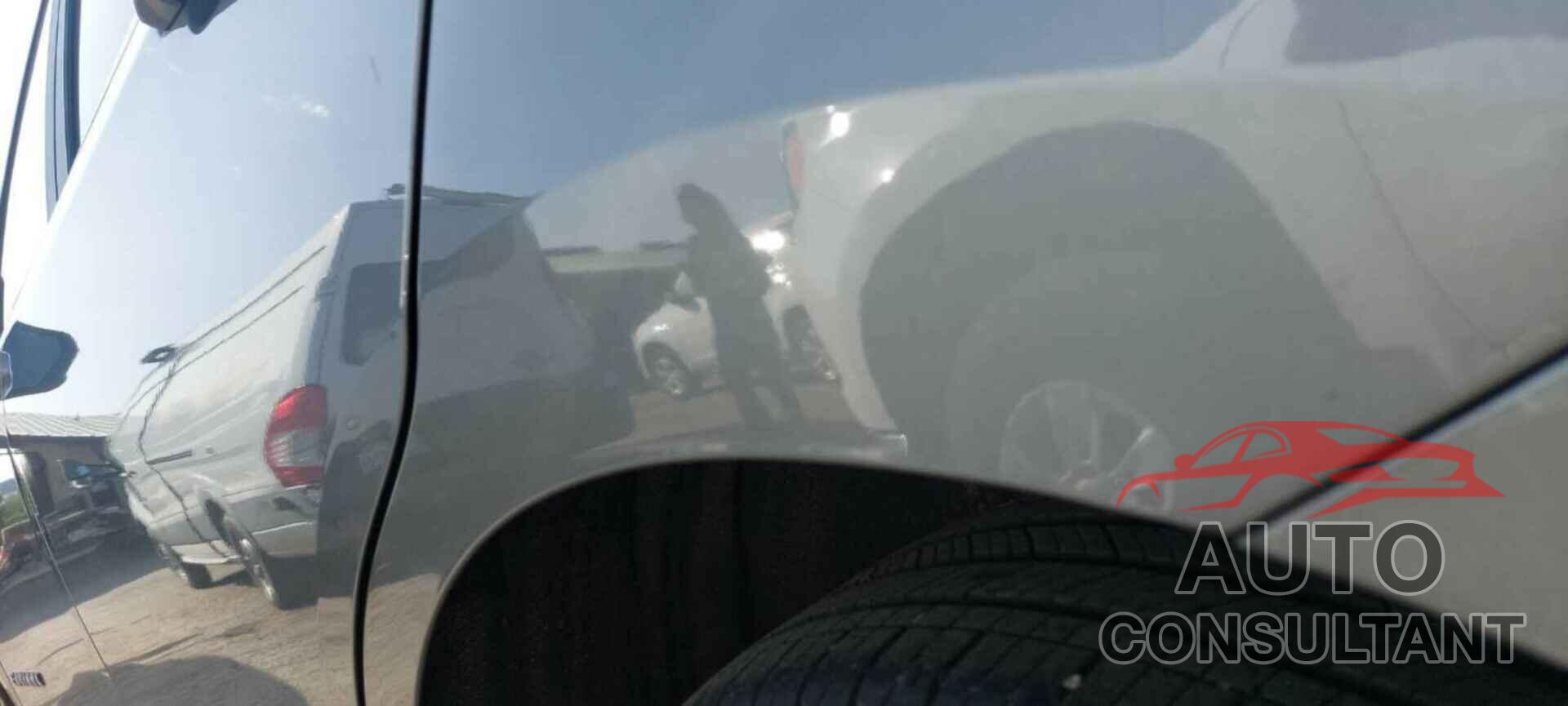 CHEVROLET EQUINOX 2023 - 3GNAXJEG6PL126055