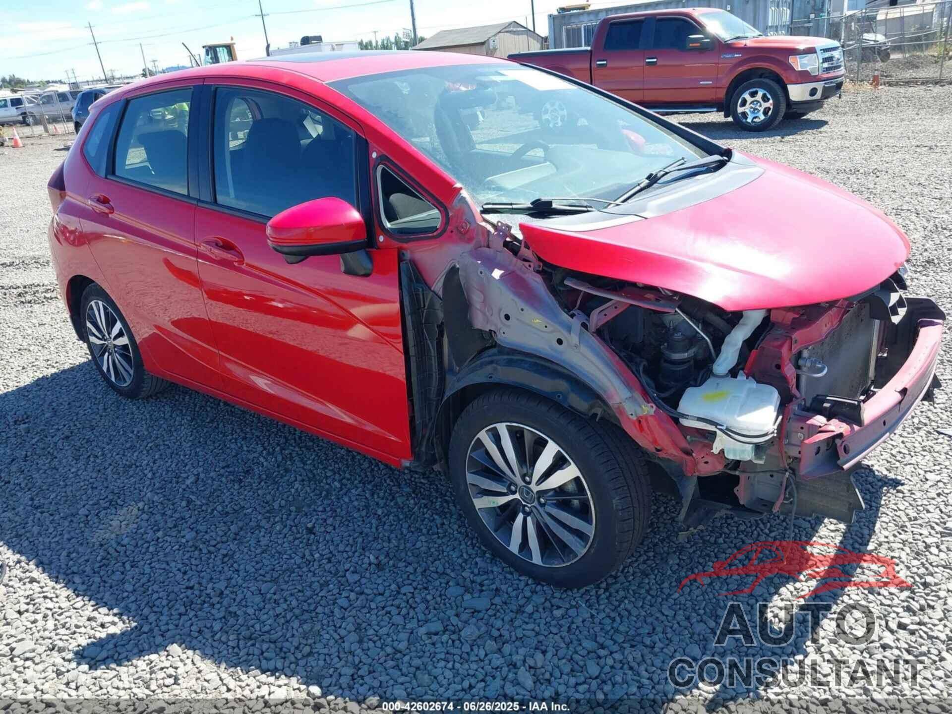HONDA FIT 2016 - JHMGK5H72GX011539