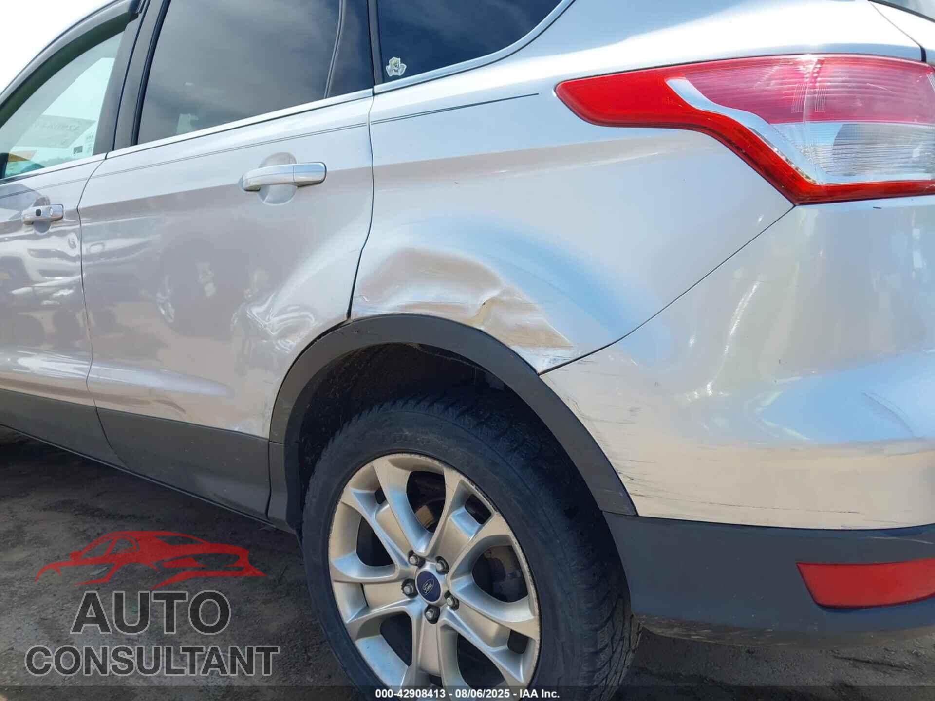 FORD ESCAPE 2014 - 1FMCU9J90EUB13882