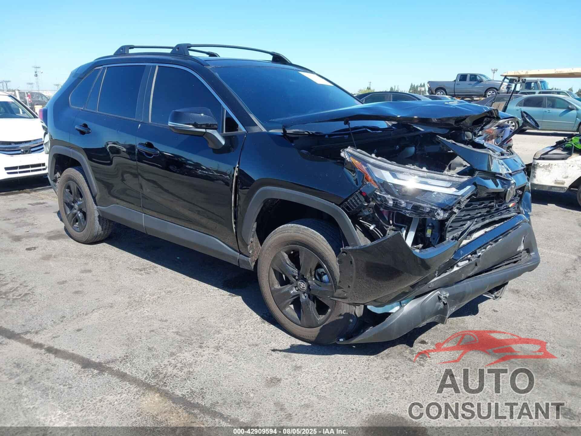 TOYOTA RAV4 2024 - 2T3P1RFV1RW448940