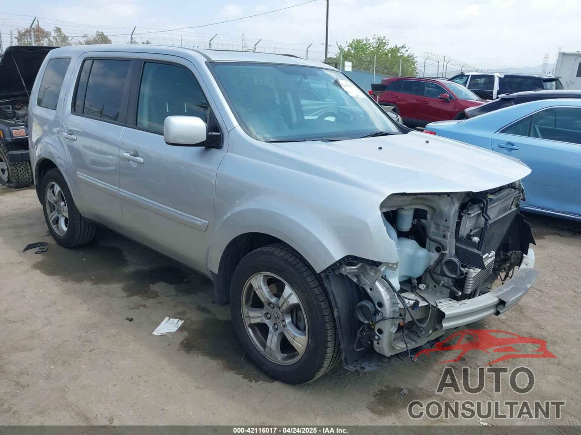 HONDA PILOT 2013 - 5FNYF4H58DB049642