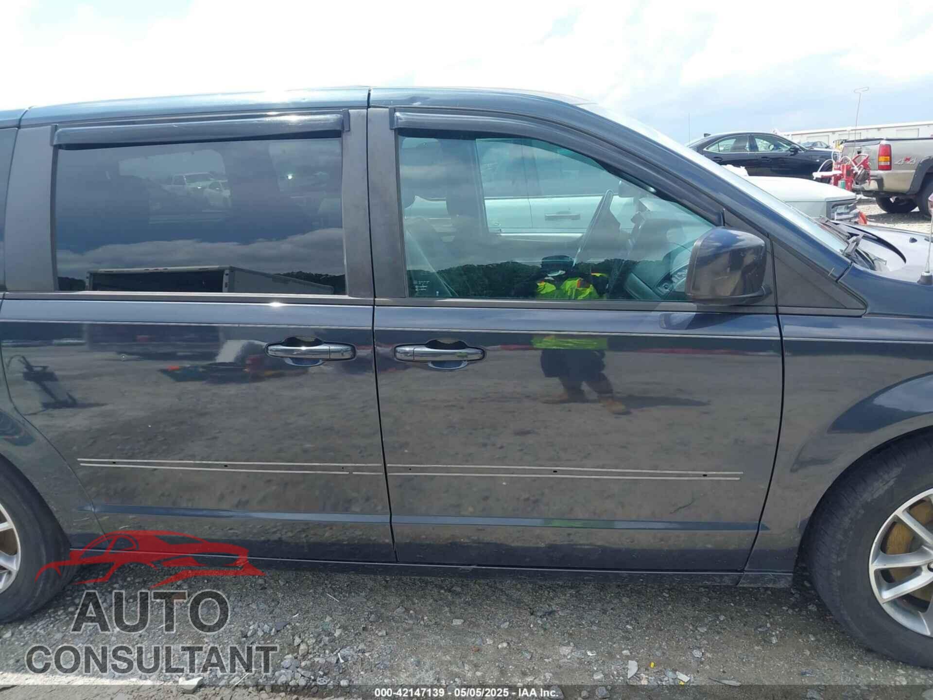 DODGE GRAND CARAVAN 2013 - 2C4RDGEG2DR804323