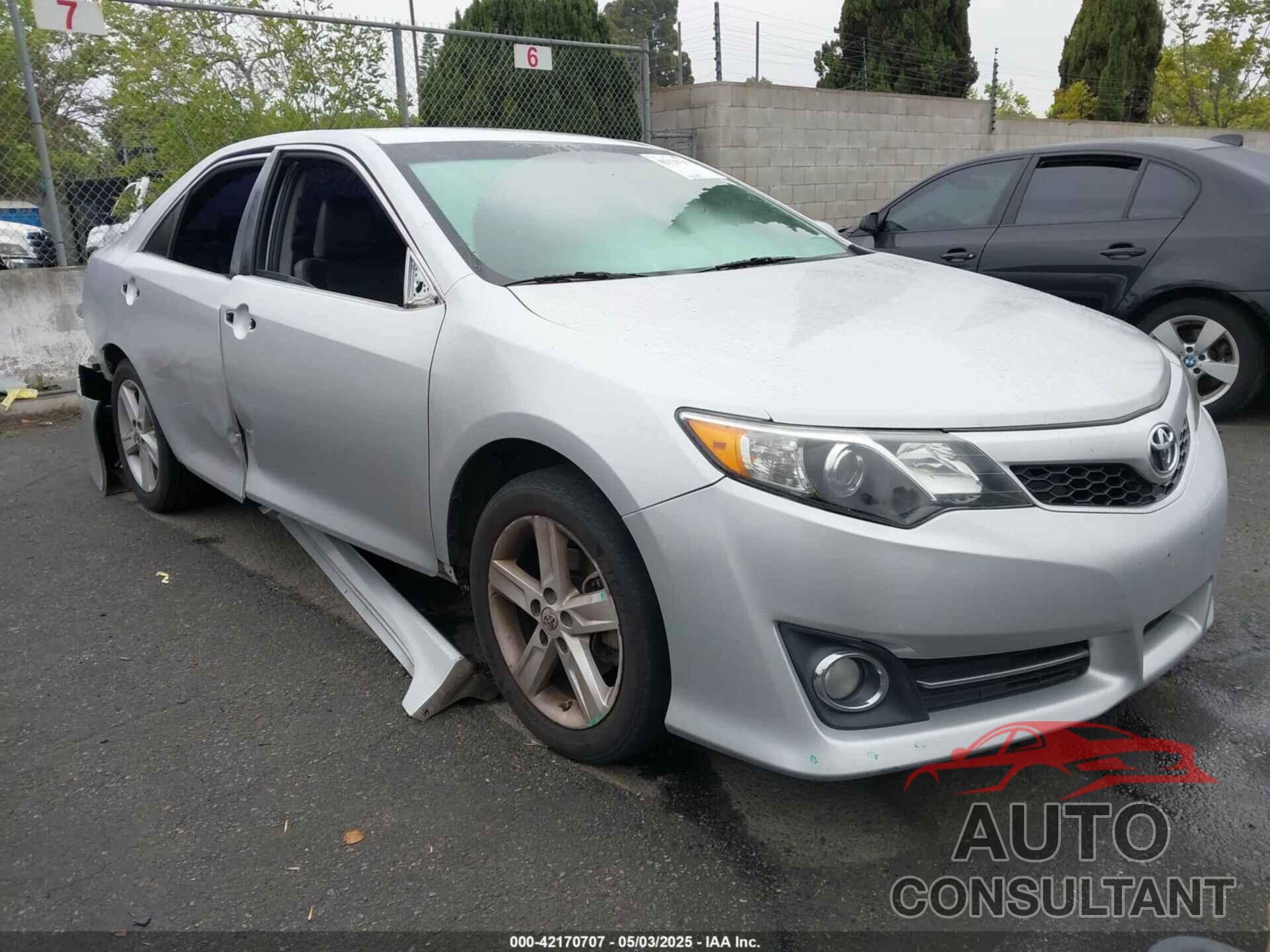 TOYOTA CAMRY 2014 - 4T1BF1FK2EU832733