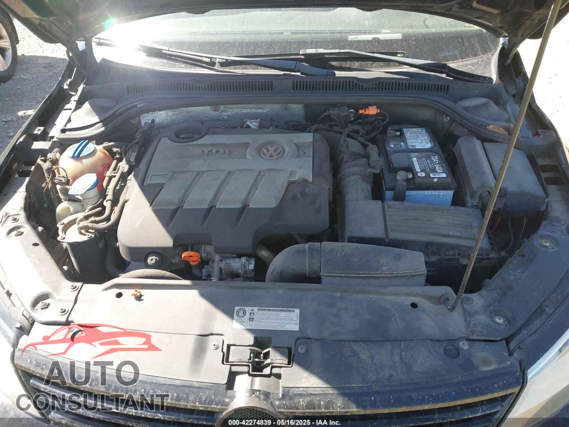 VOLKSWAGEN JETTA 2012 - 3VWLL7AJ7CM400382
