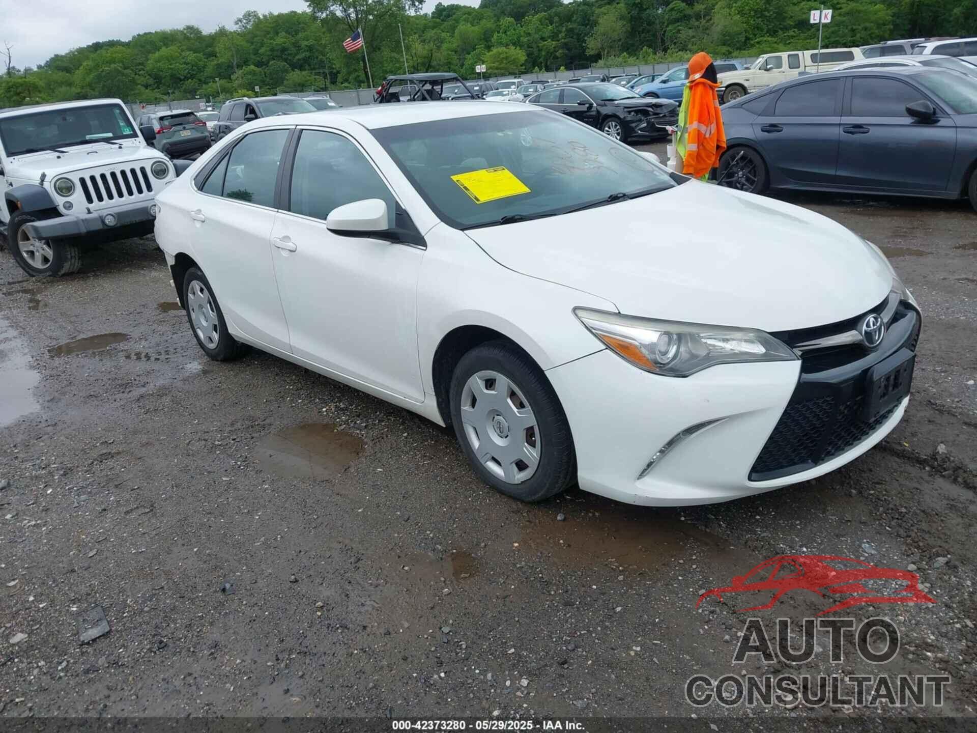 TOYOTA CAMRY 2016 - 4T1BF1FK5GU158905