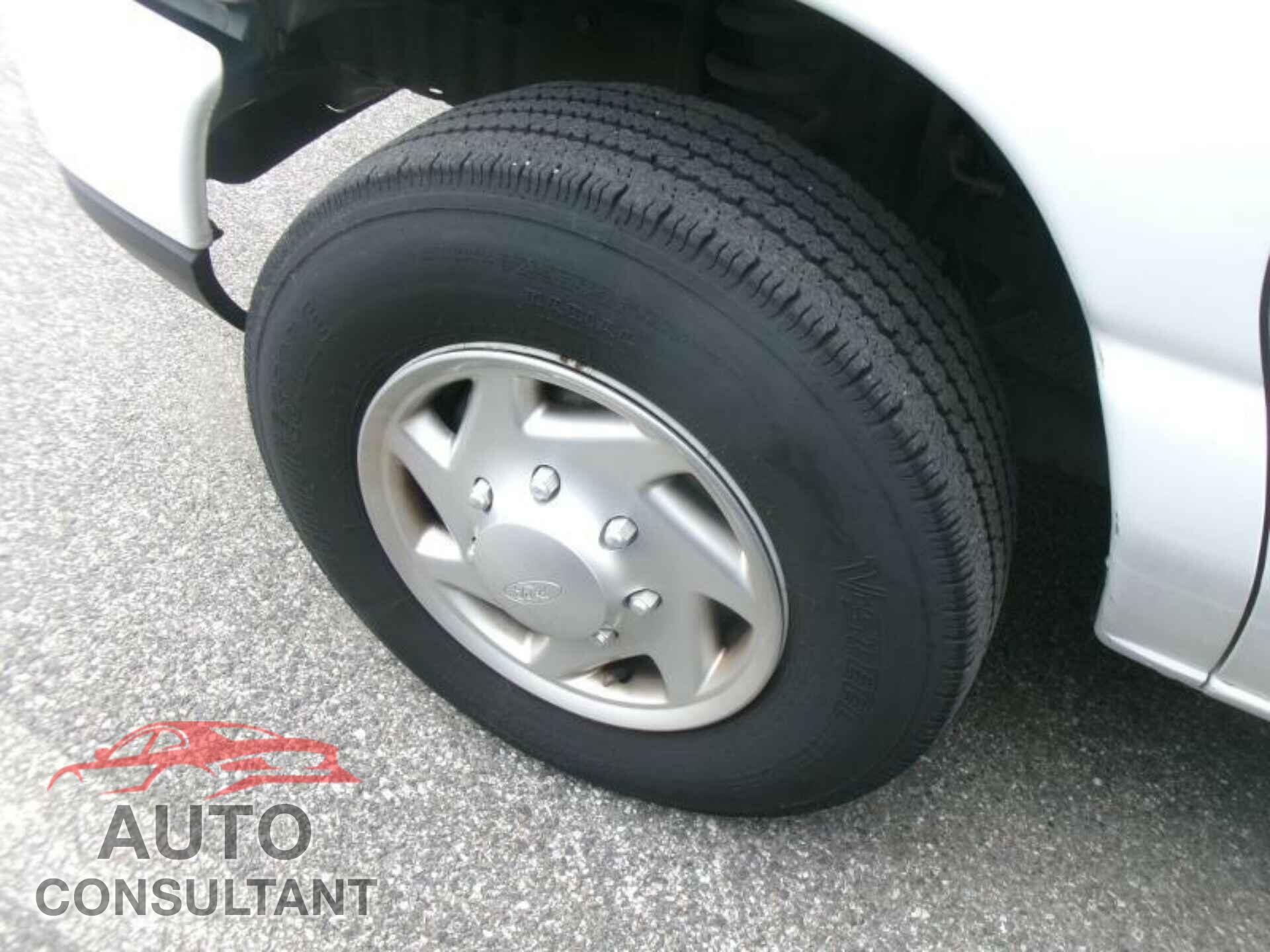 FORD ECONOLINE 2011 - 1FTNE2EW9BDB34274