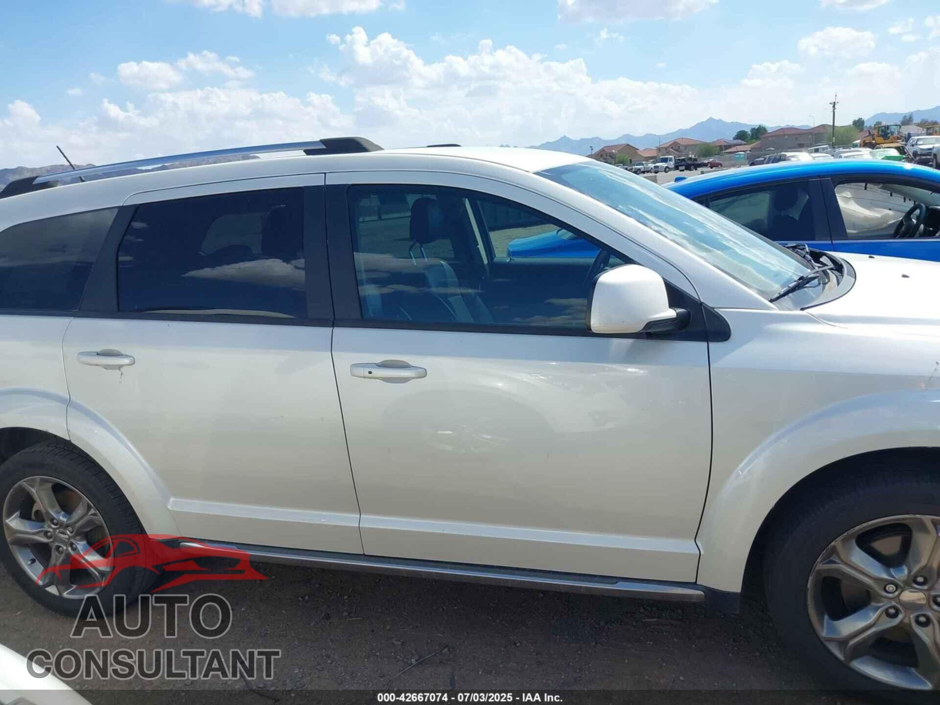 DODGE JOURNEY 2017 - 3C4PDCGG8HT519366