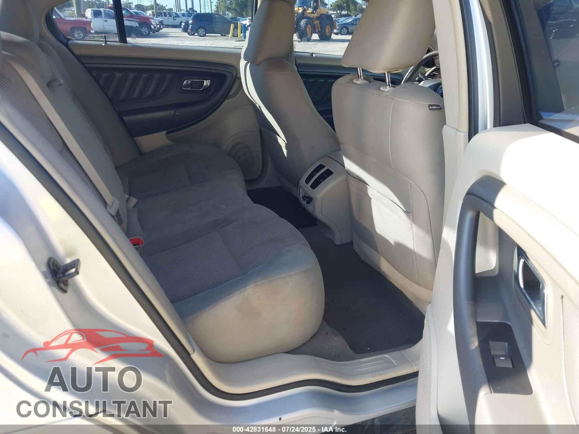 FORD TAURUS 2011 - 1FAHP2EW9BG131046