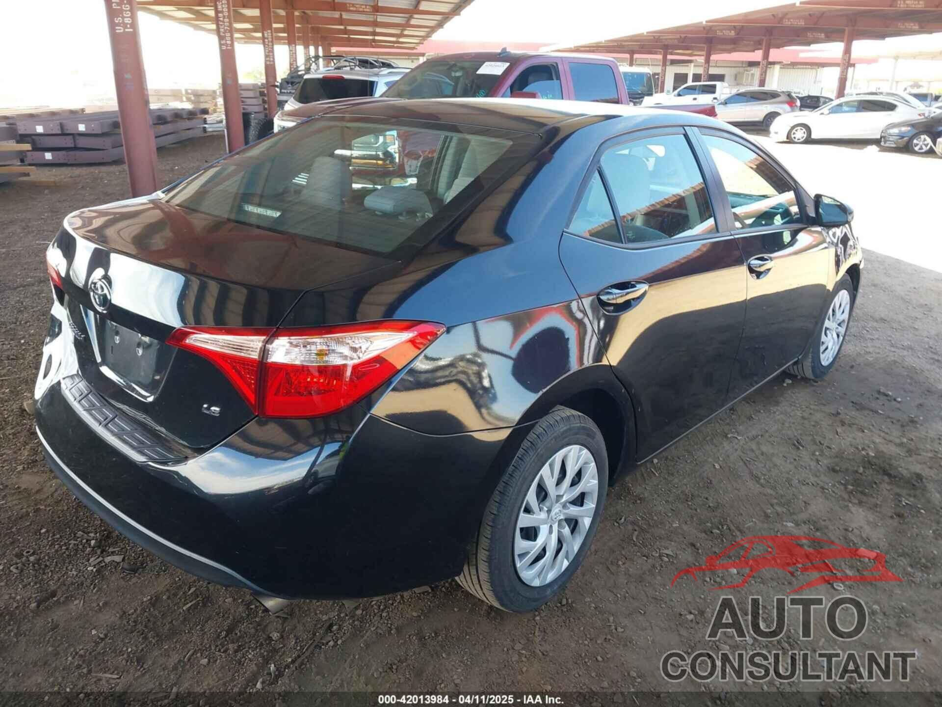 TOYOTA COROLLA 2018 - 5YFBURHE6JP760619