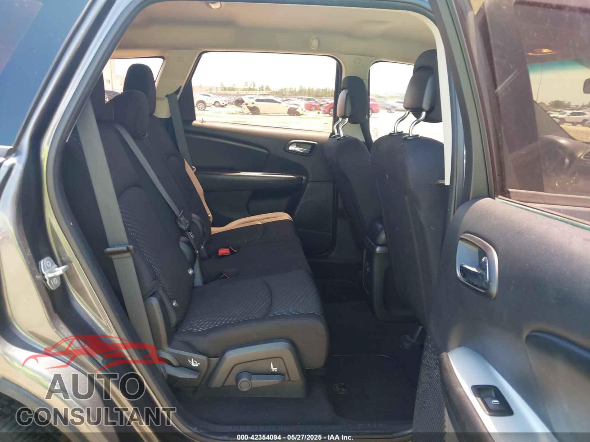 DODGE JOURNEY 2015 - 3C4PDCAB2FT637391