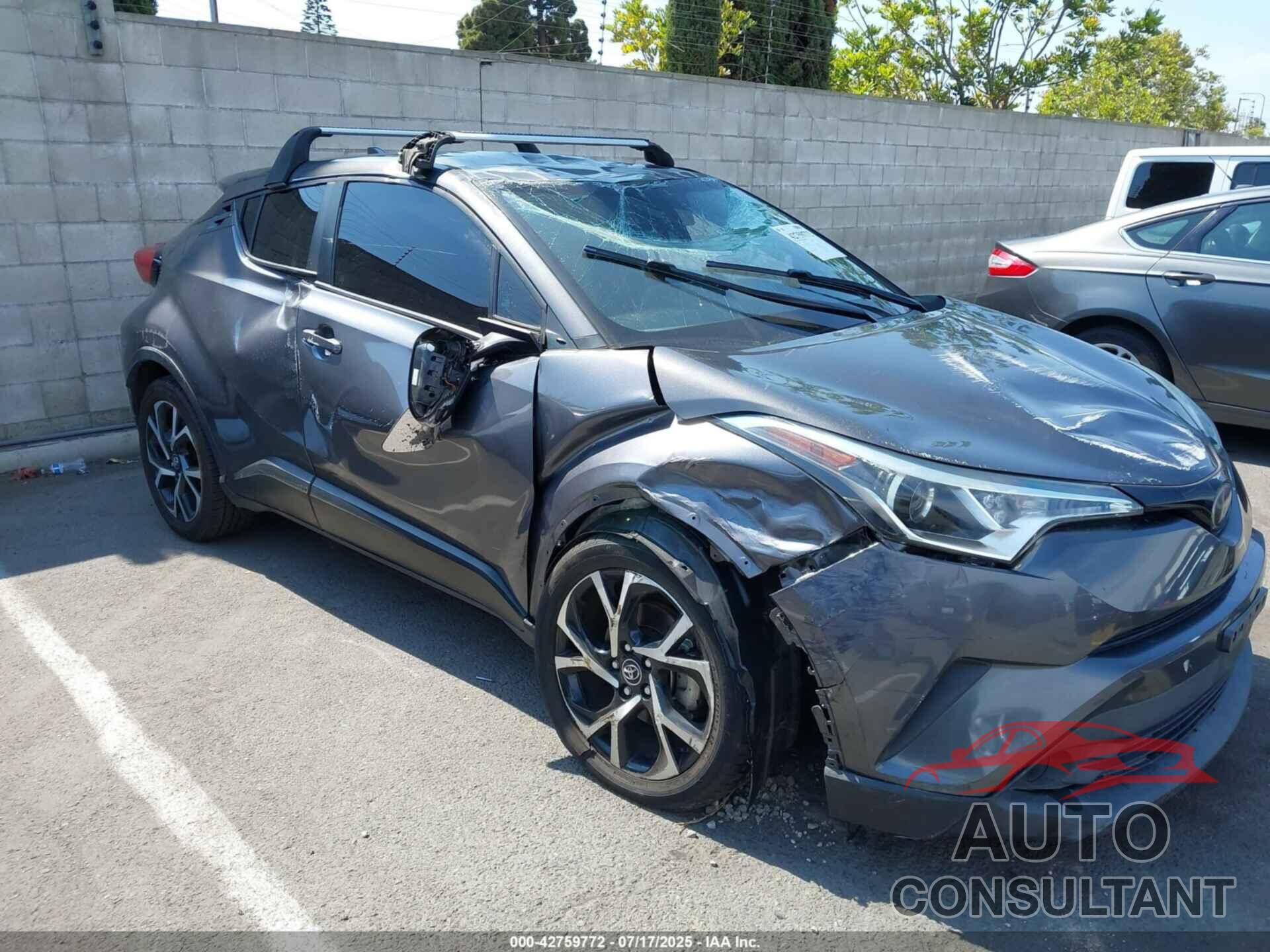 TOYOTA C-HR 2018 - NMTKHMBX1JR049465