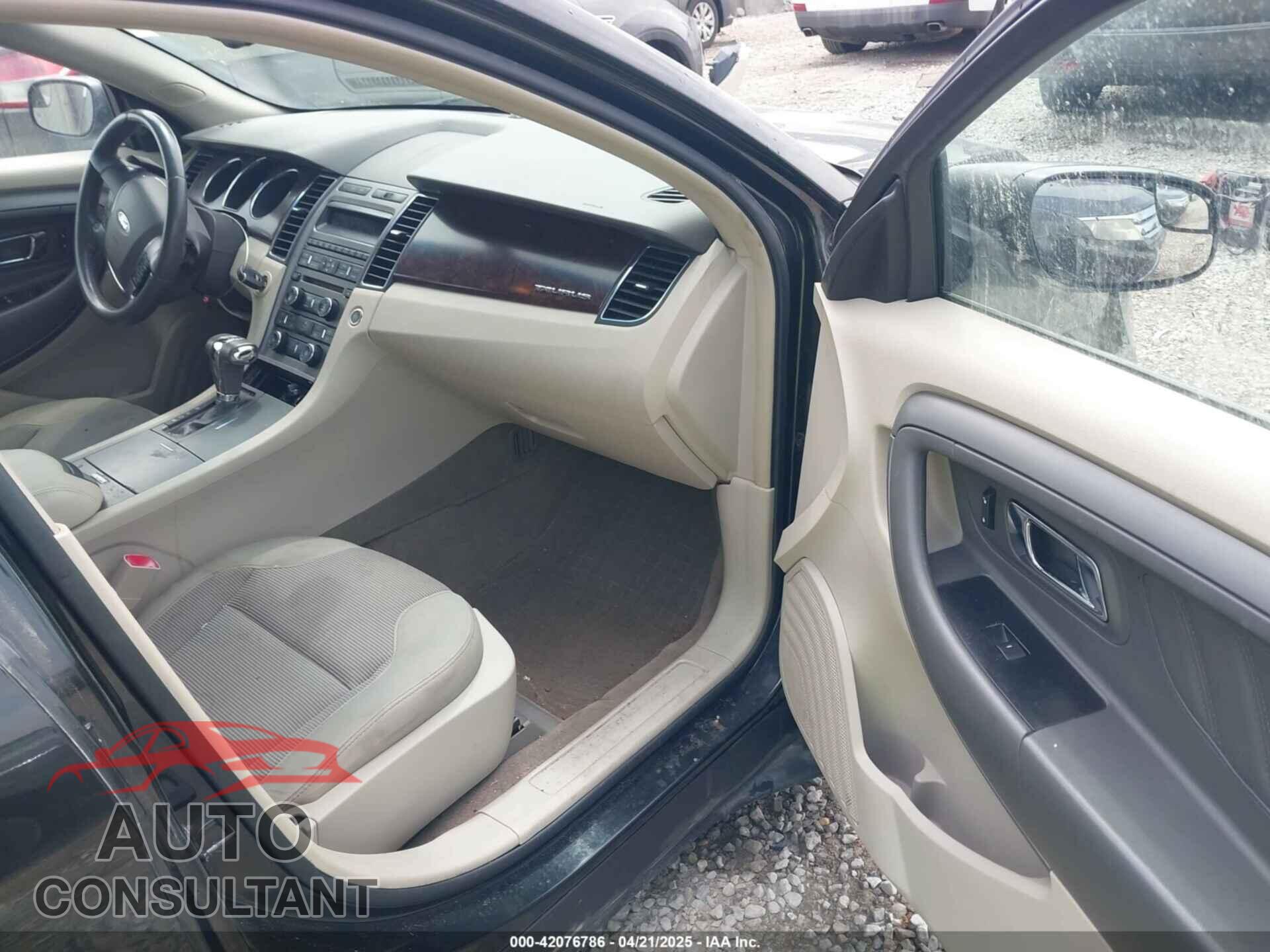 FORD TAURUS 2012 - 1FAHP2EW8CG132481