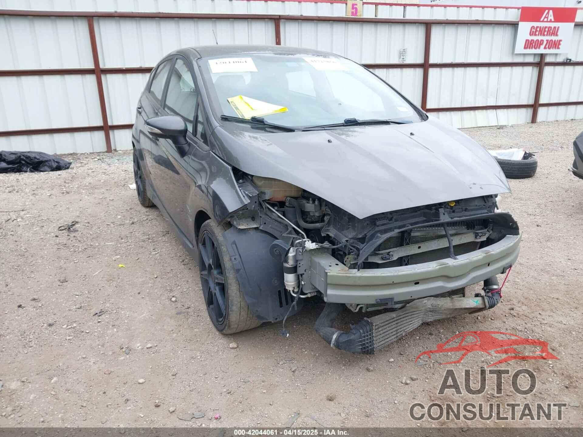 FORD FIESTA 2018 - 3FADP4GX1JM104931